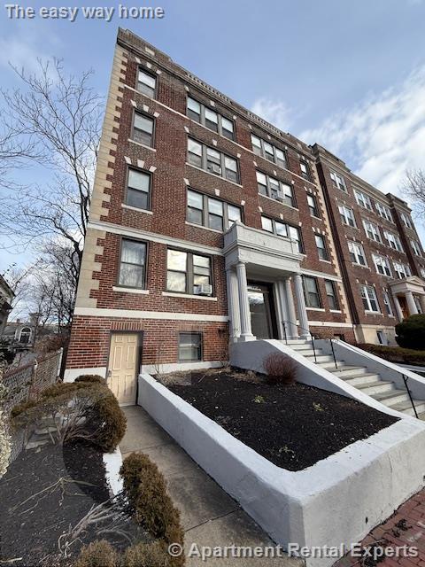 335A Harvard St, Harvard Square