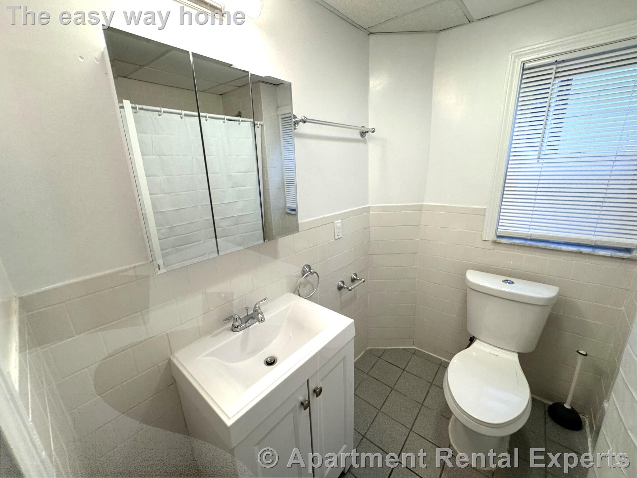 35 Cameron Ave, Davis Square