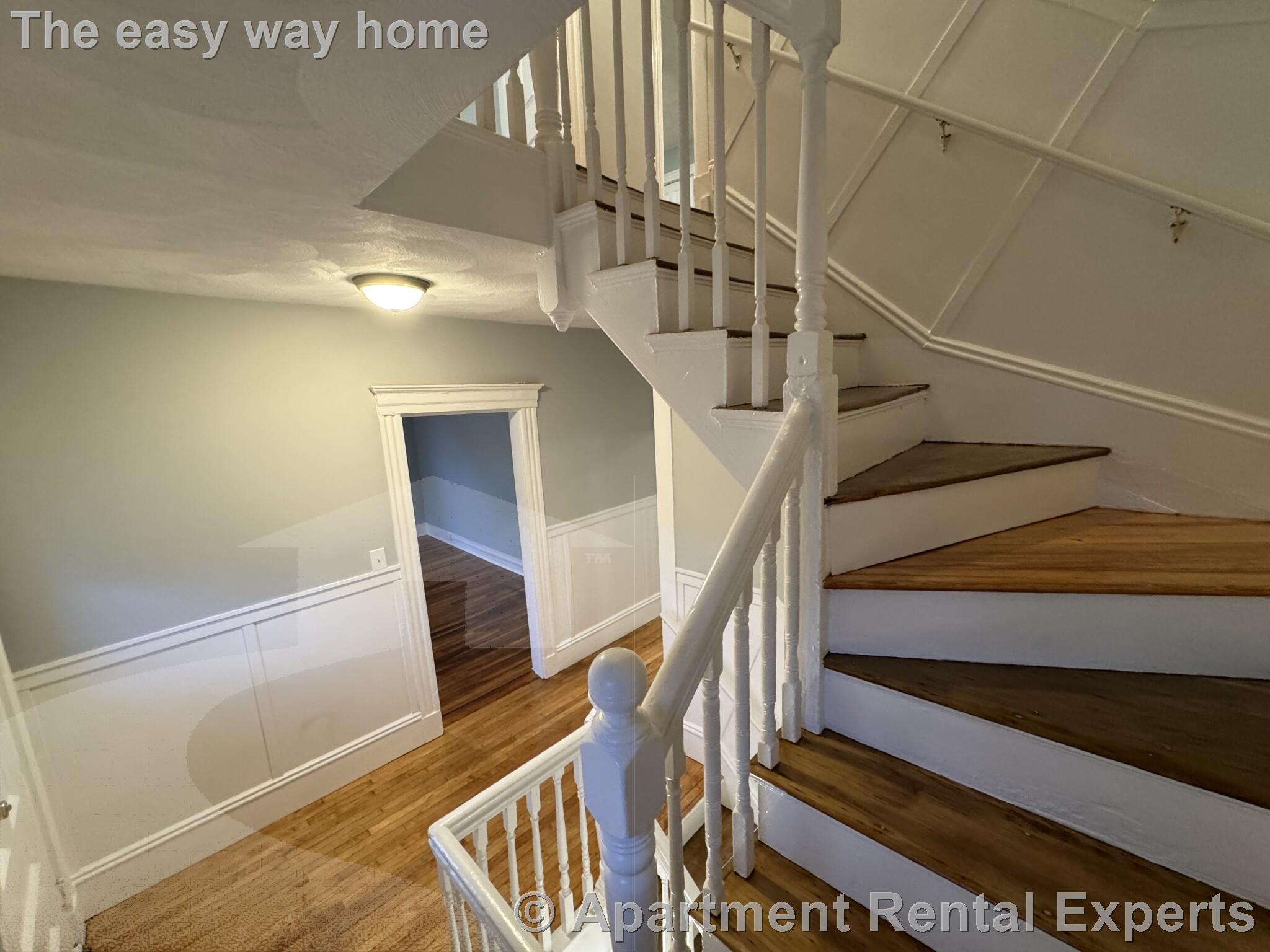 35 Cameron Ave, Davis Square