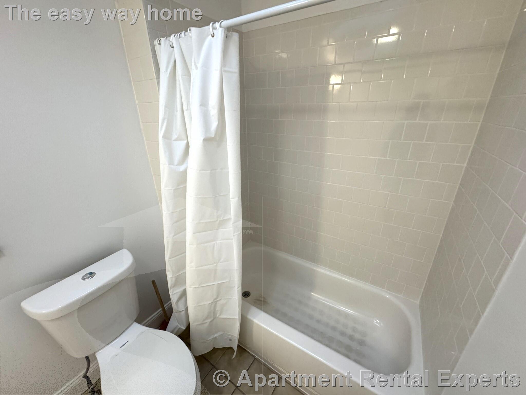 35 Cameron Ave, Davis Square