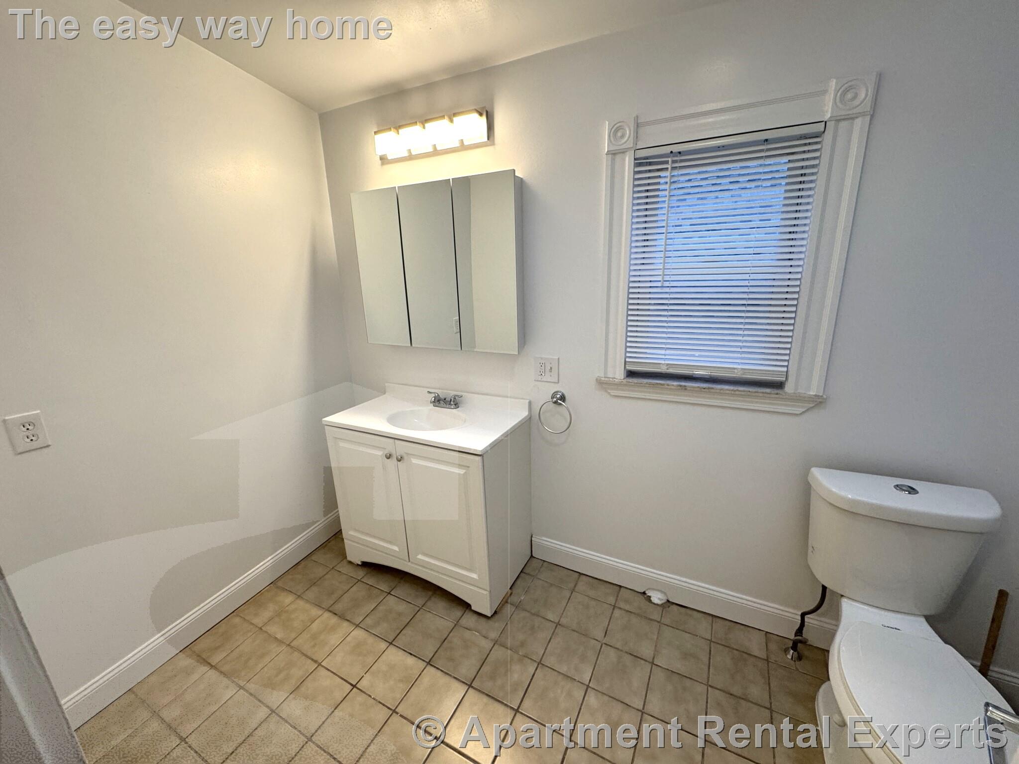 35 Cameron Ave, Davis Square