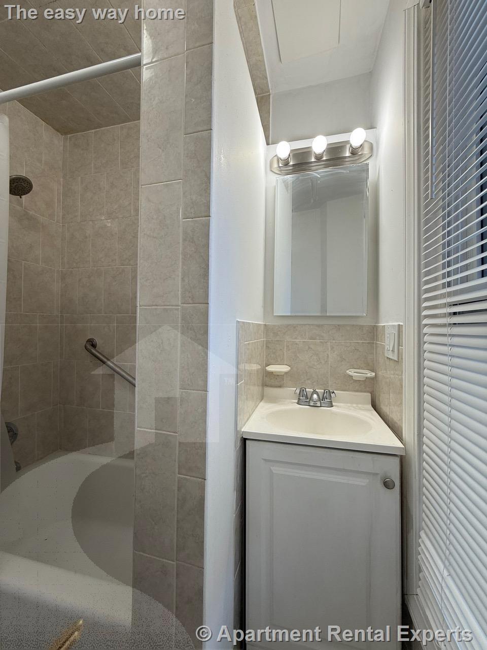 2 Ellsworth Ave, Mid Cambridge