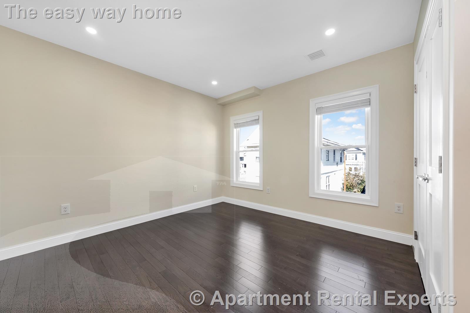 43 Wright Ave, Tufts University