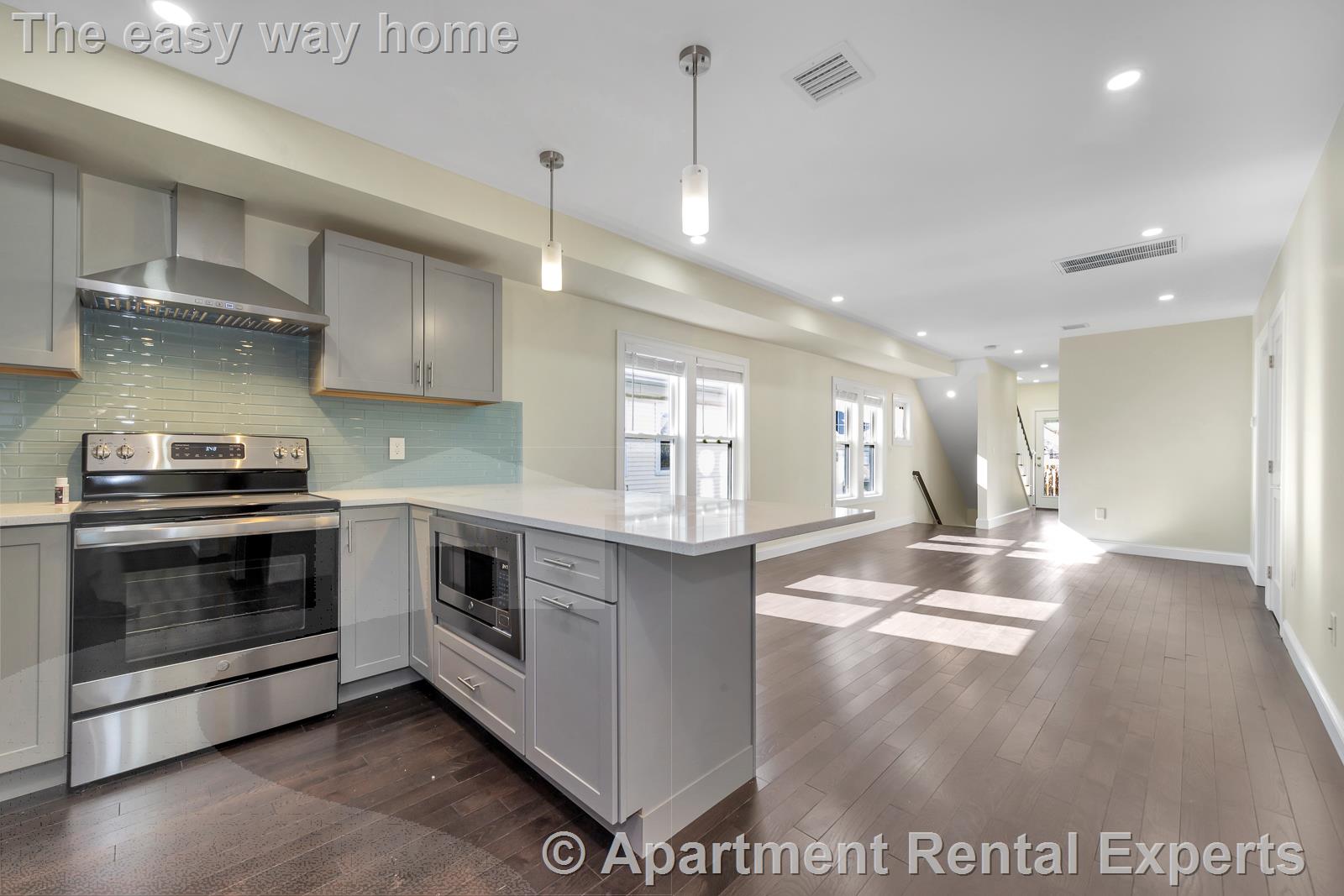 43 Wright Ave, Tufts University