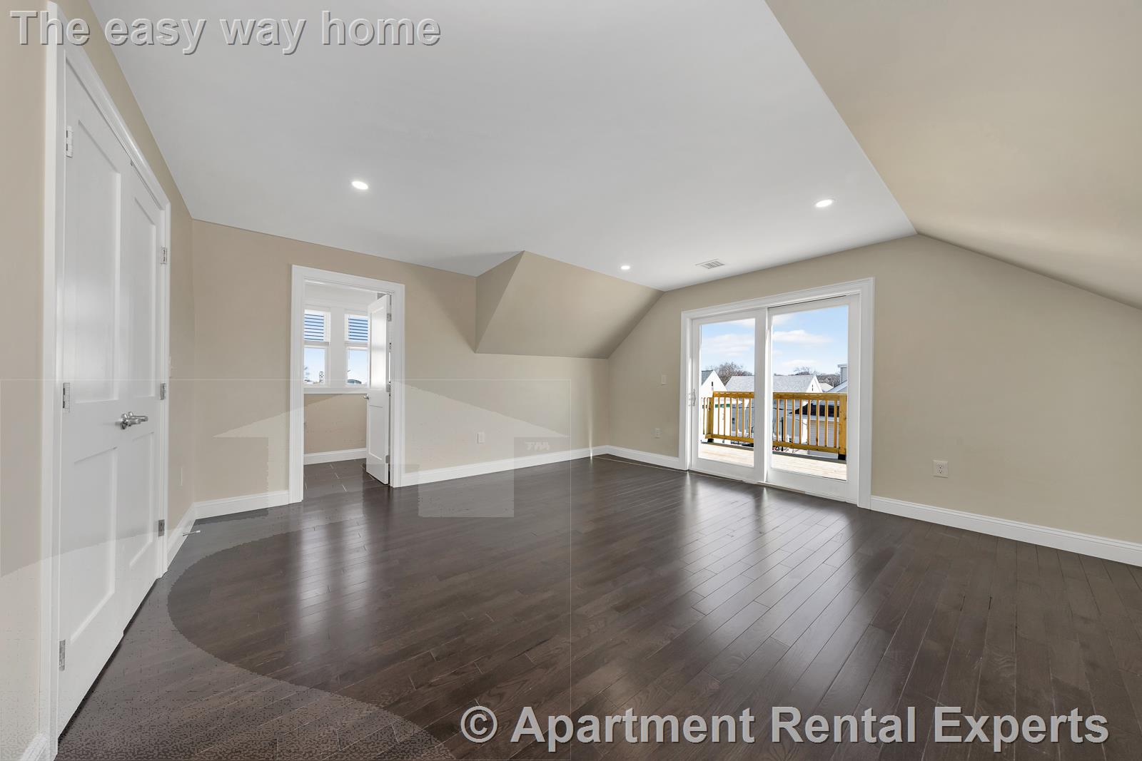 43 Wright Ave, Tufts University