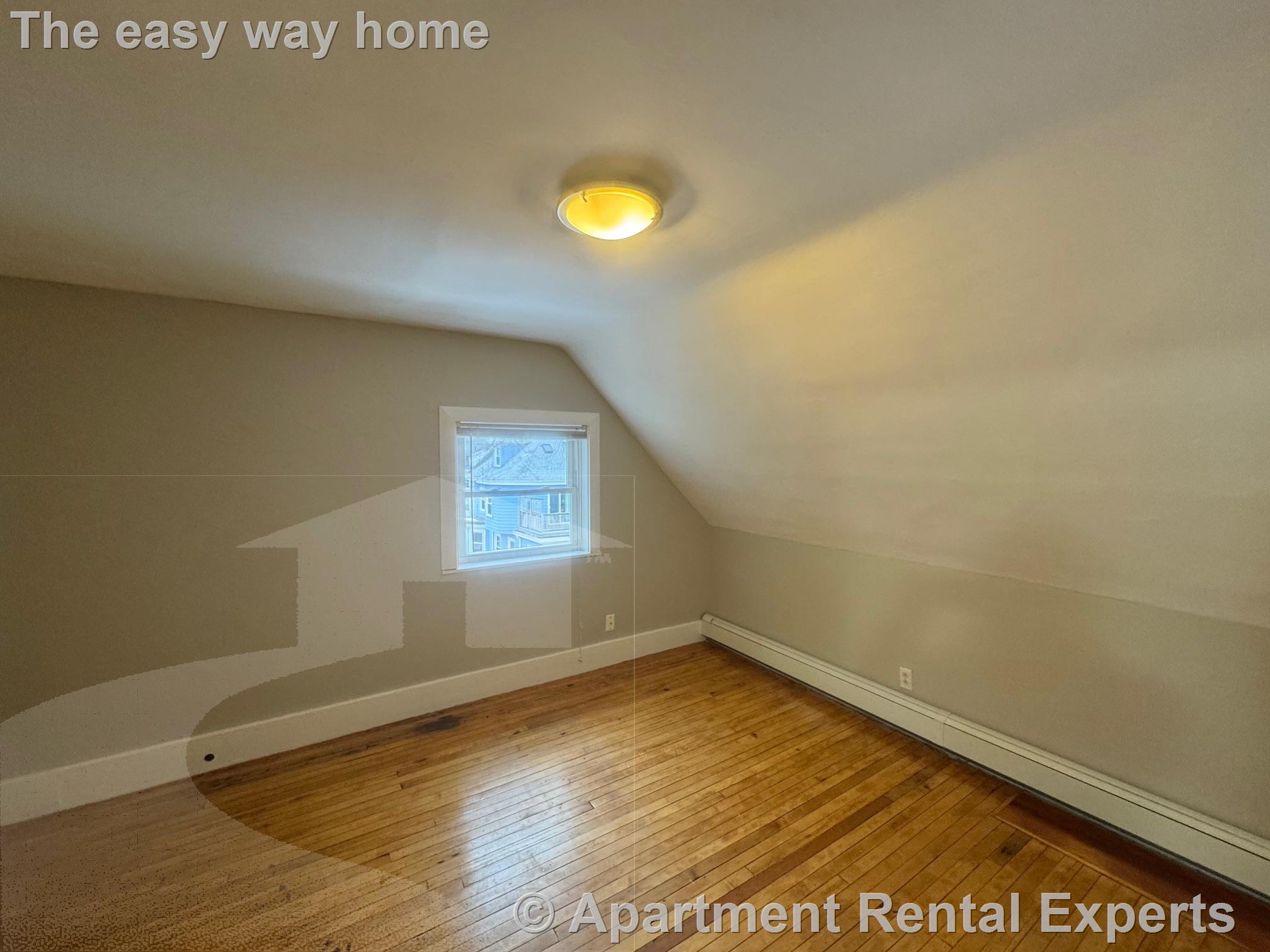 28 Francesca Ave, Davis Square