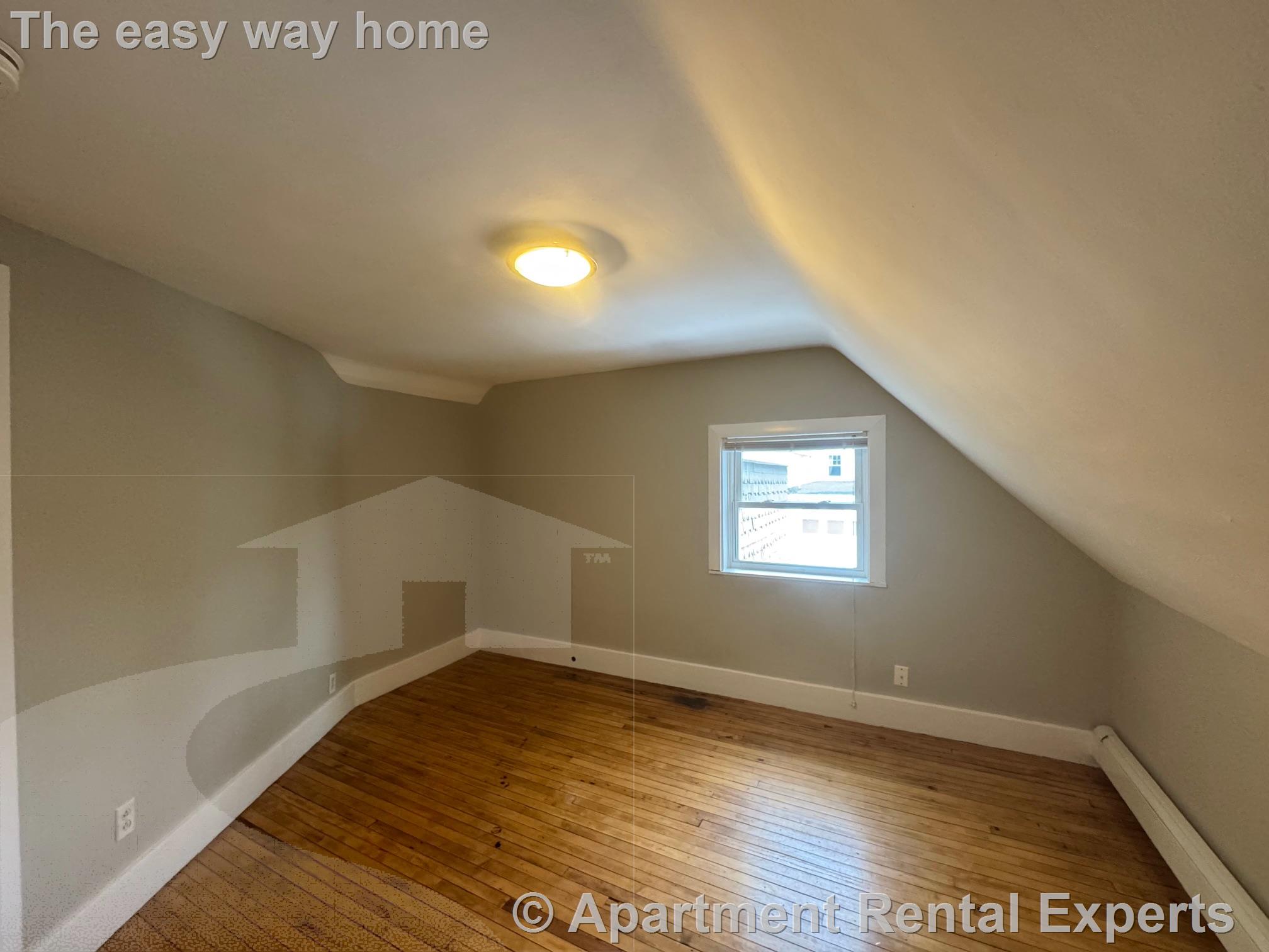 28 Francesca Ave, Davis Square