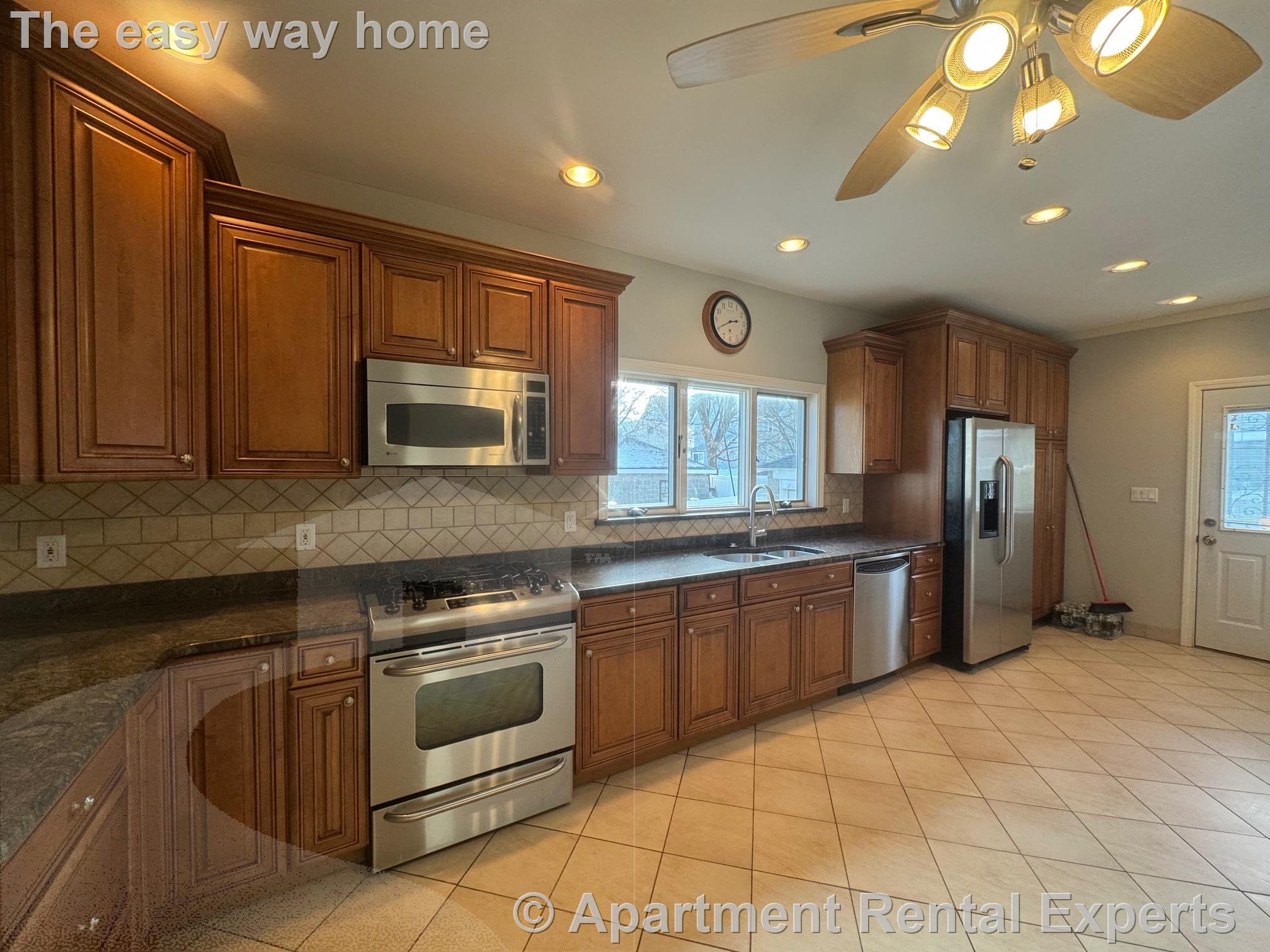 46 Evans St, Medford Square