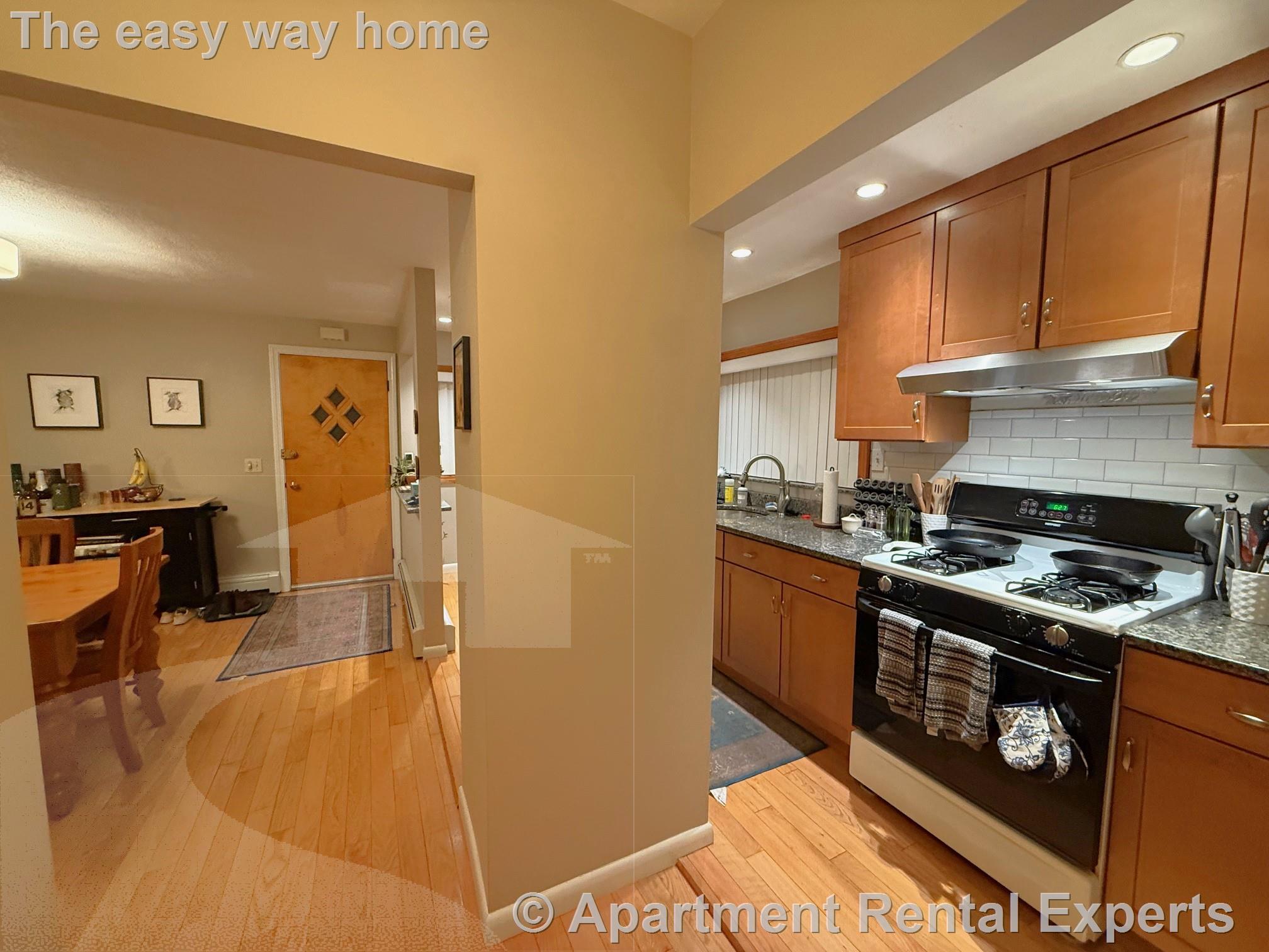 8 Meacham Rd, Davis Square