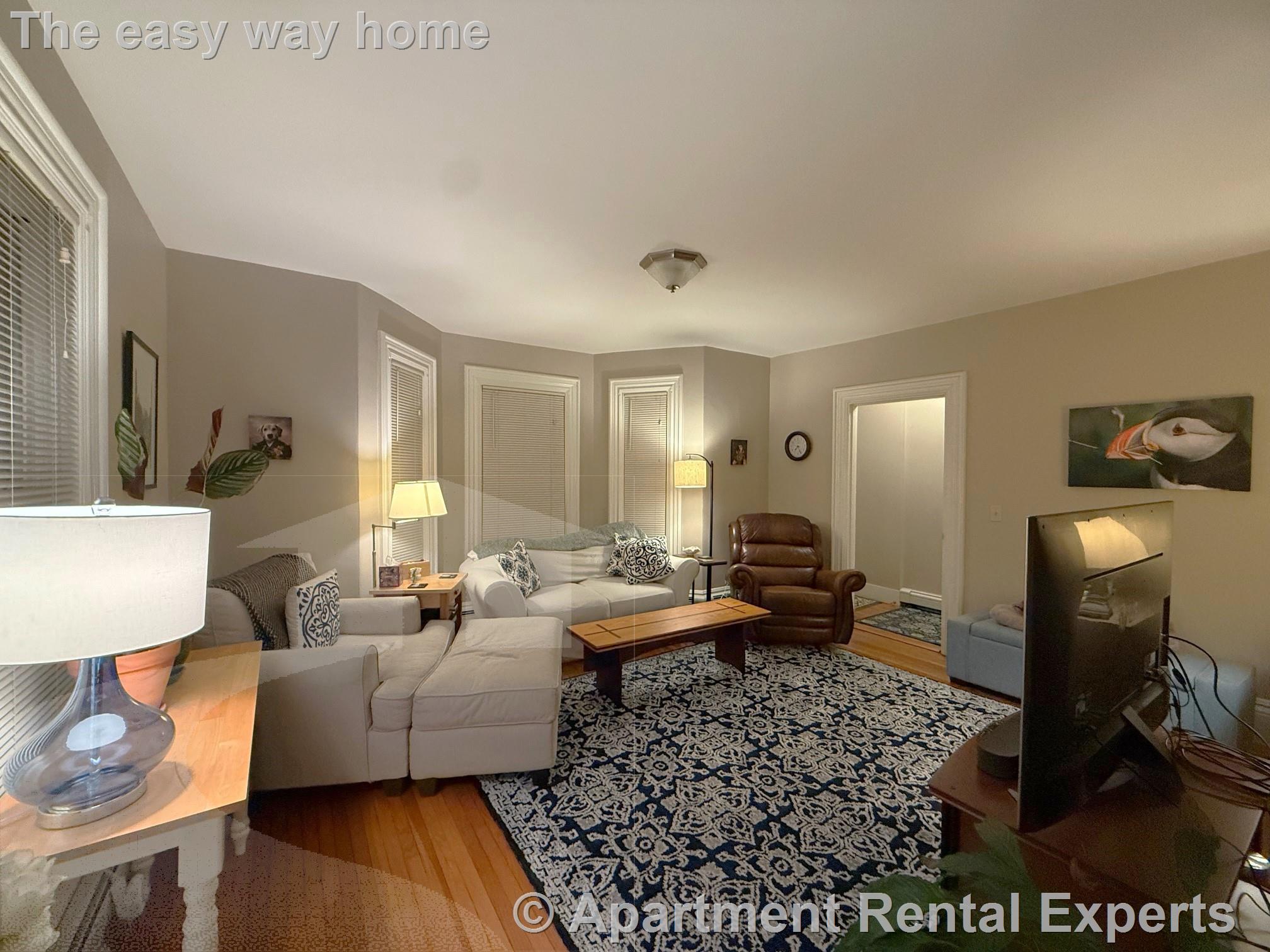 8 Meacham Rd, Davis Square