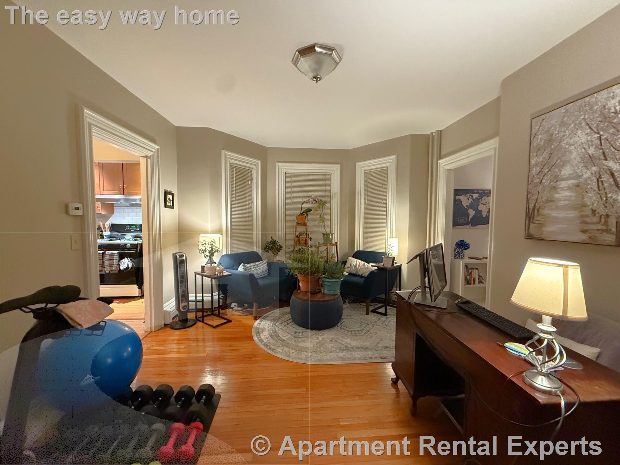 8 Meacham Rd, Davis Square