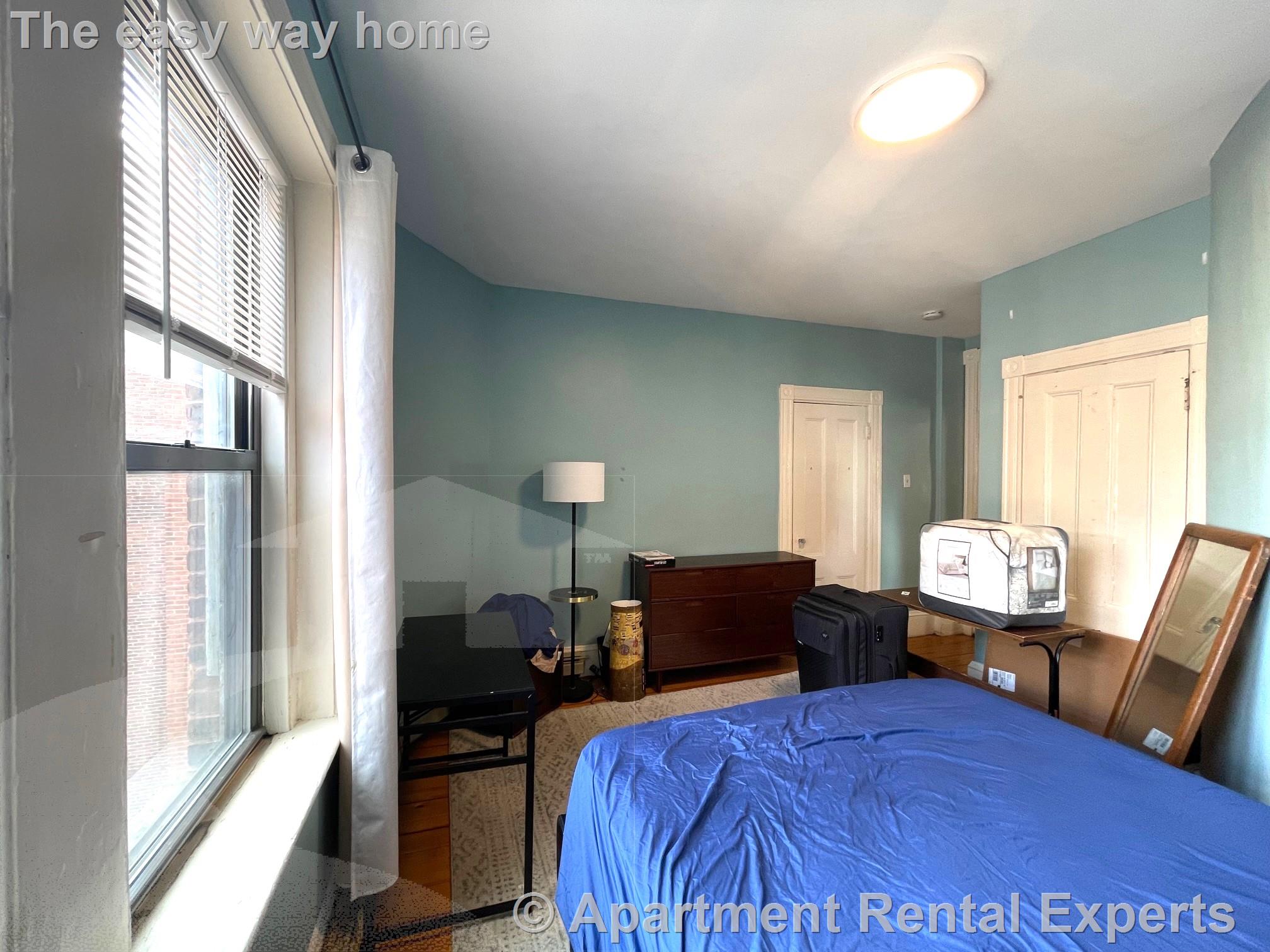 313 Cambridge St, East Cambridge