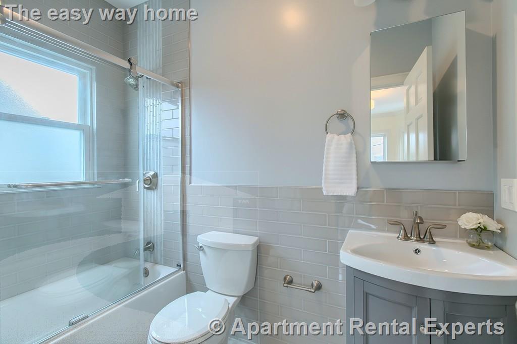 64 Flint St, Sullivan Square