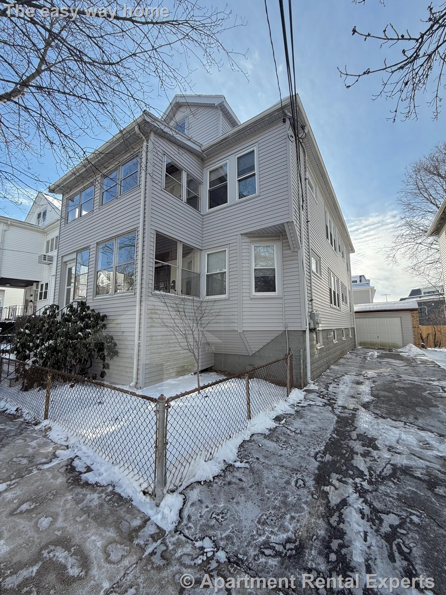 48 Sterling St, Teele Square