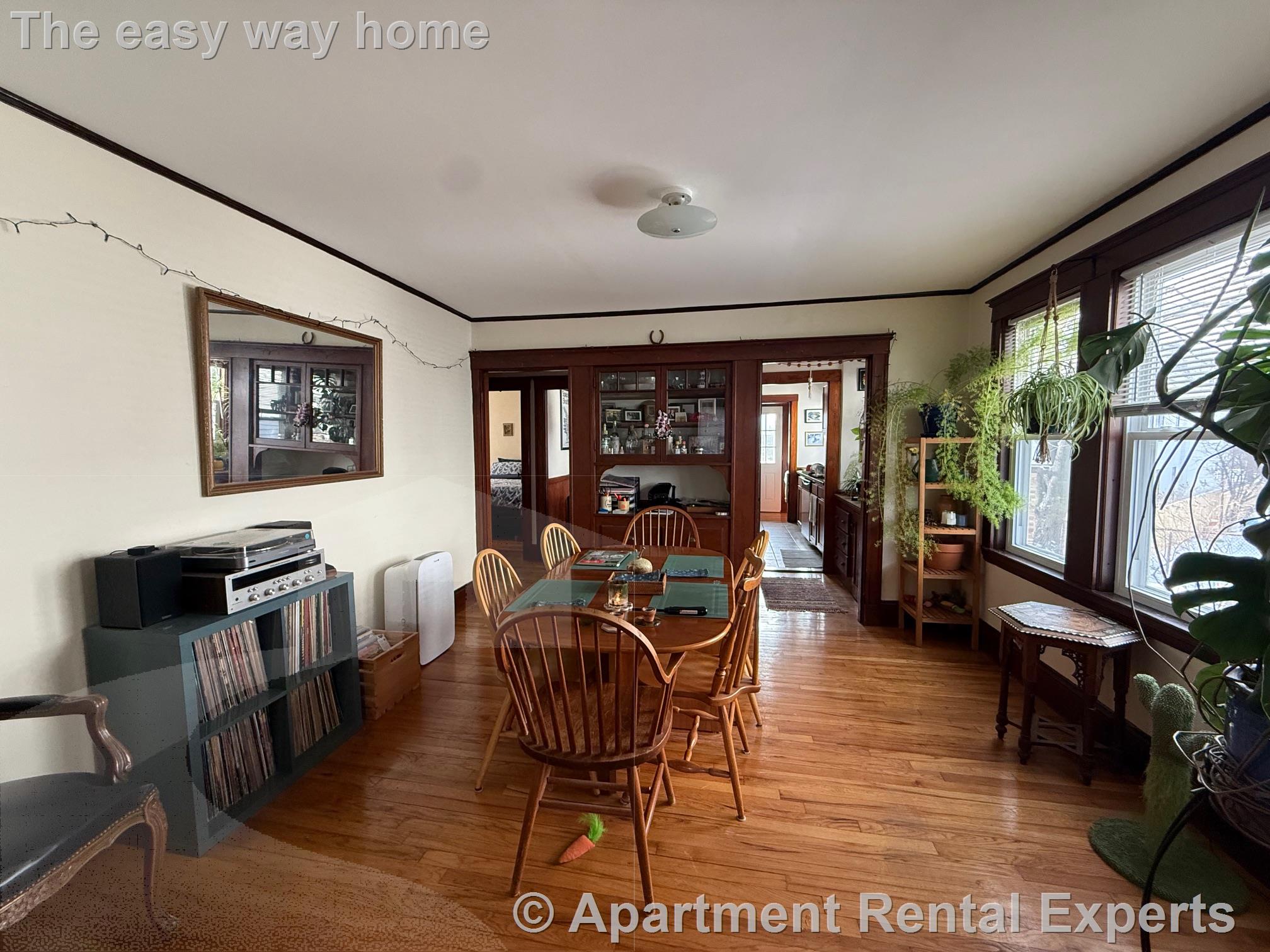 48 Sterling St, Teele Square