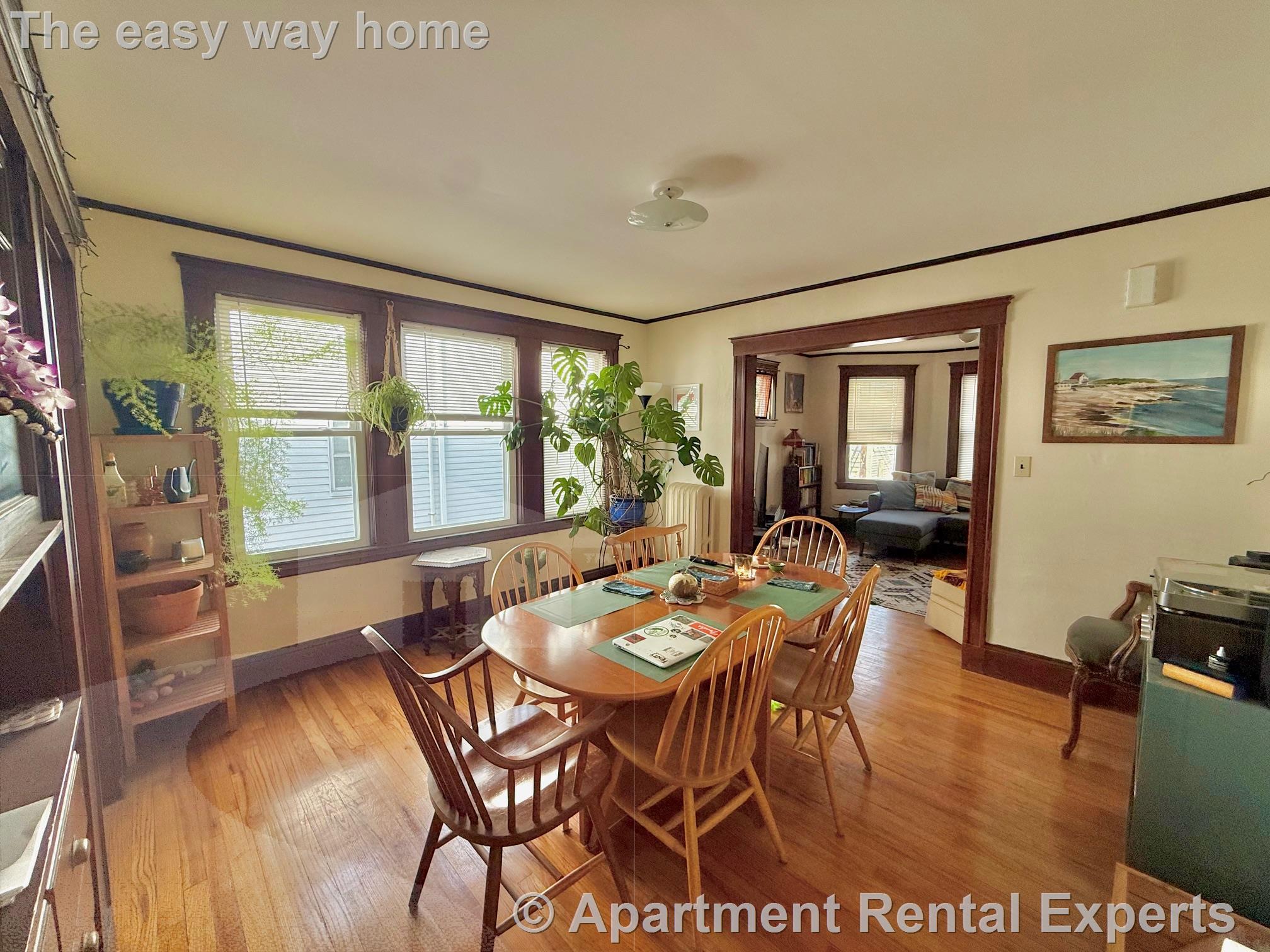 48 Sterling St, Teele Square