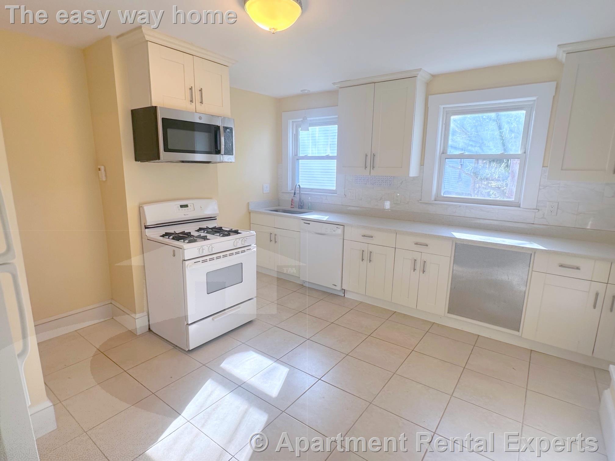 138L Main St, Watertown Center