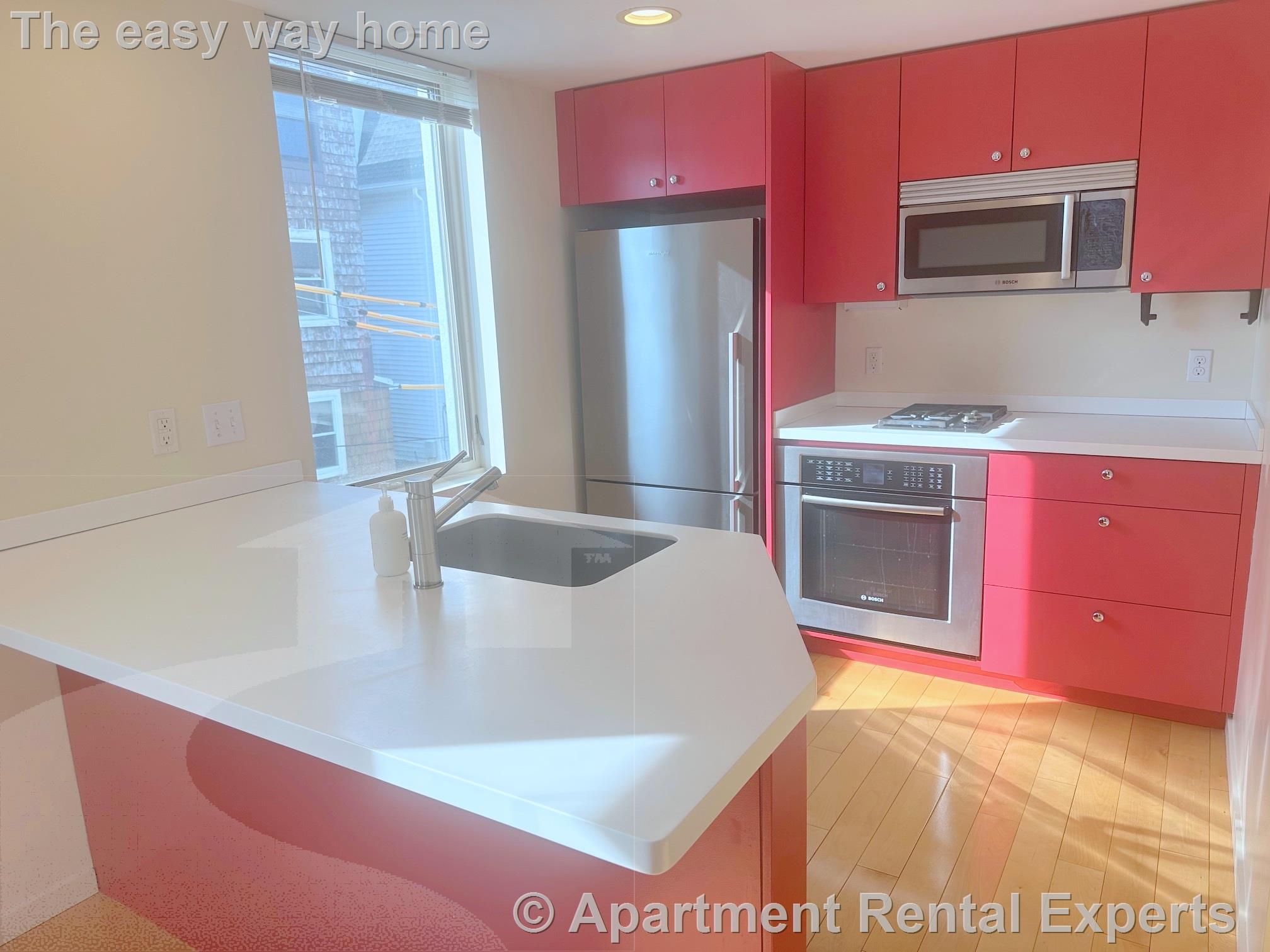 29 Warren St, East Cambridge