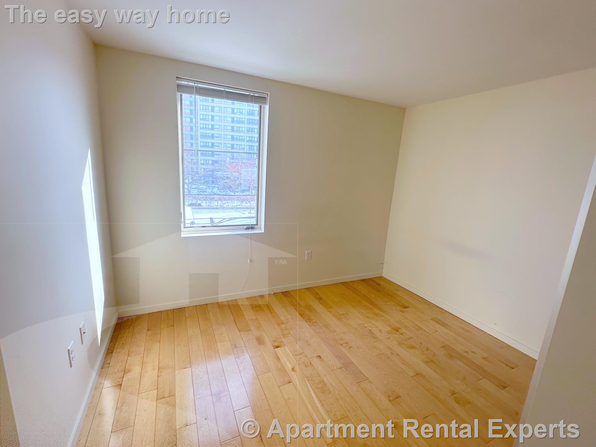 29 Warren St, East Cambridge