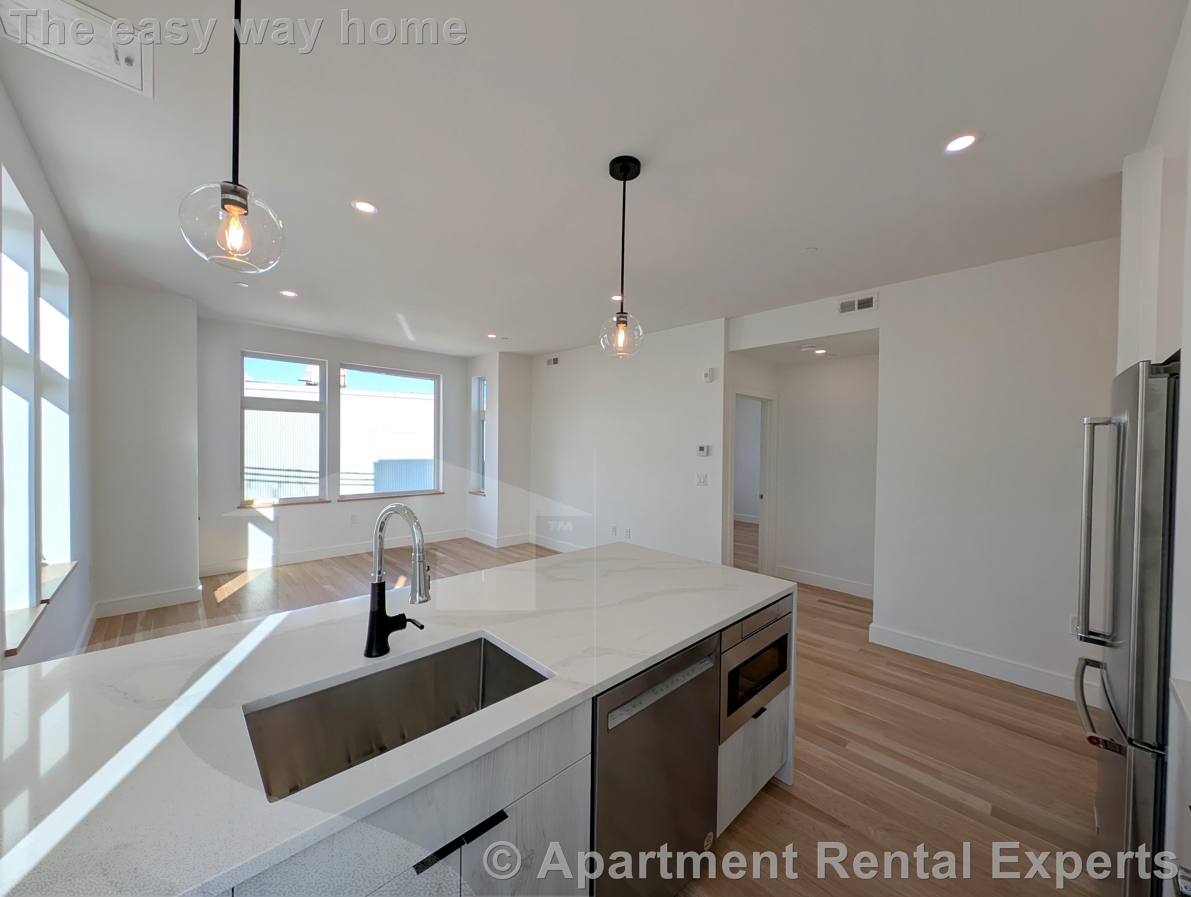 28 South St, Inman Square