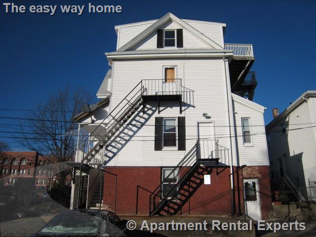 67 Putnam St, Prospect Hill