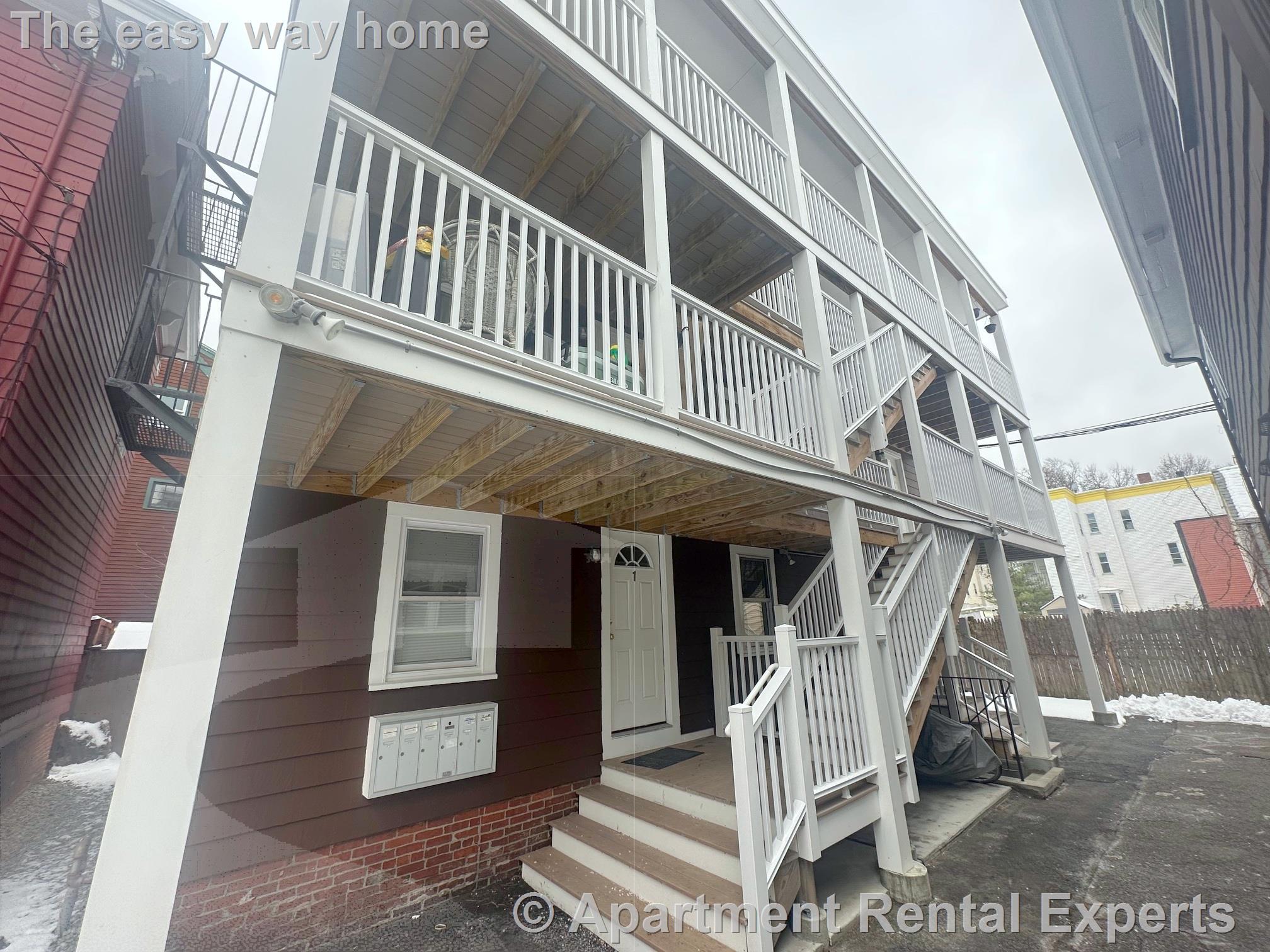 128 Pine St, Central Square