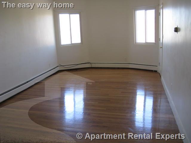 52 Bonair St, Sullivan Square