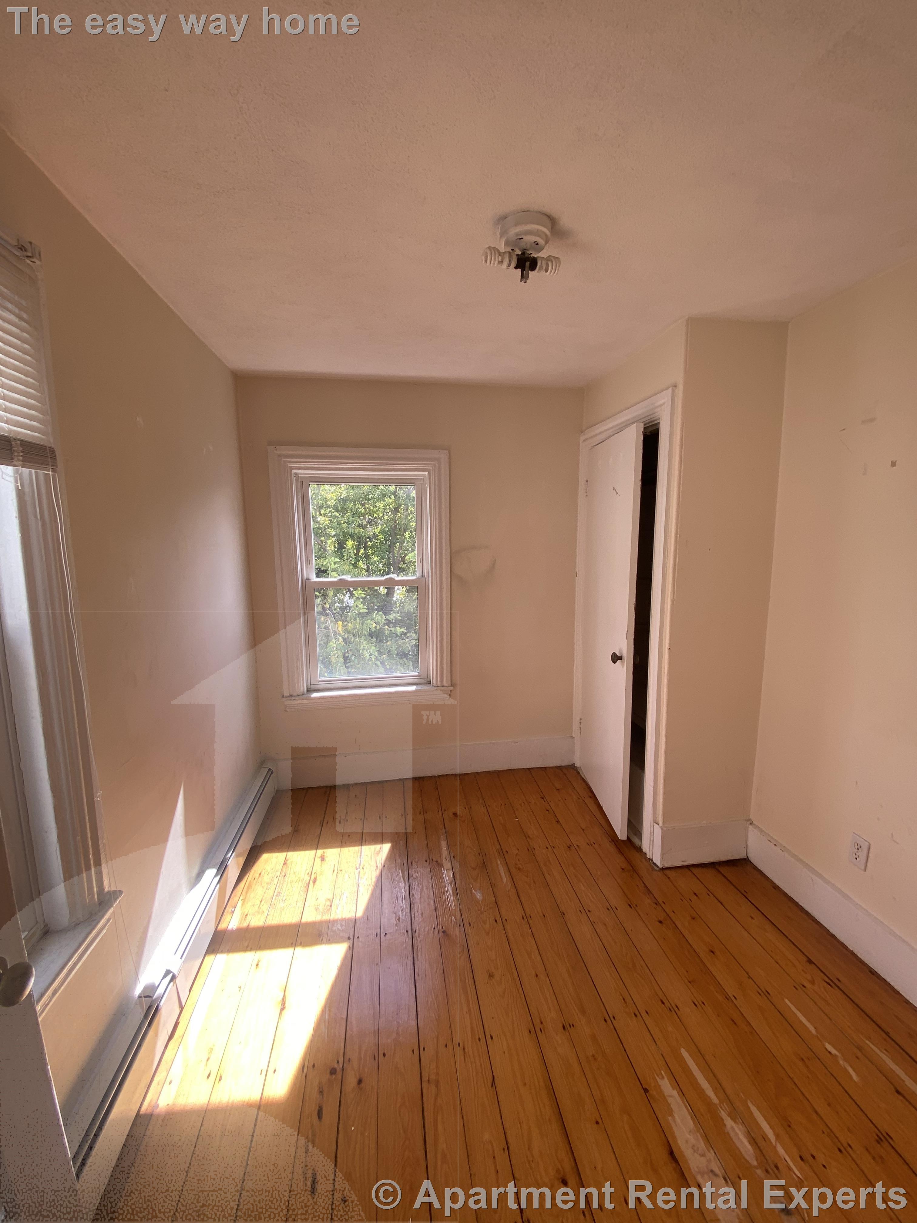 112 Thorndike St, East Cambridge