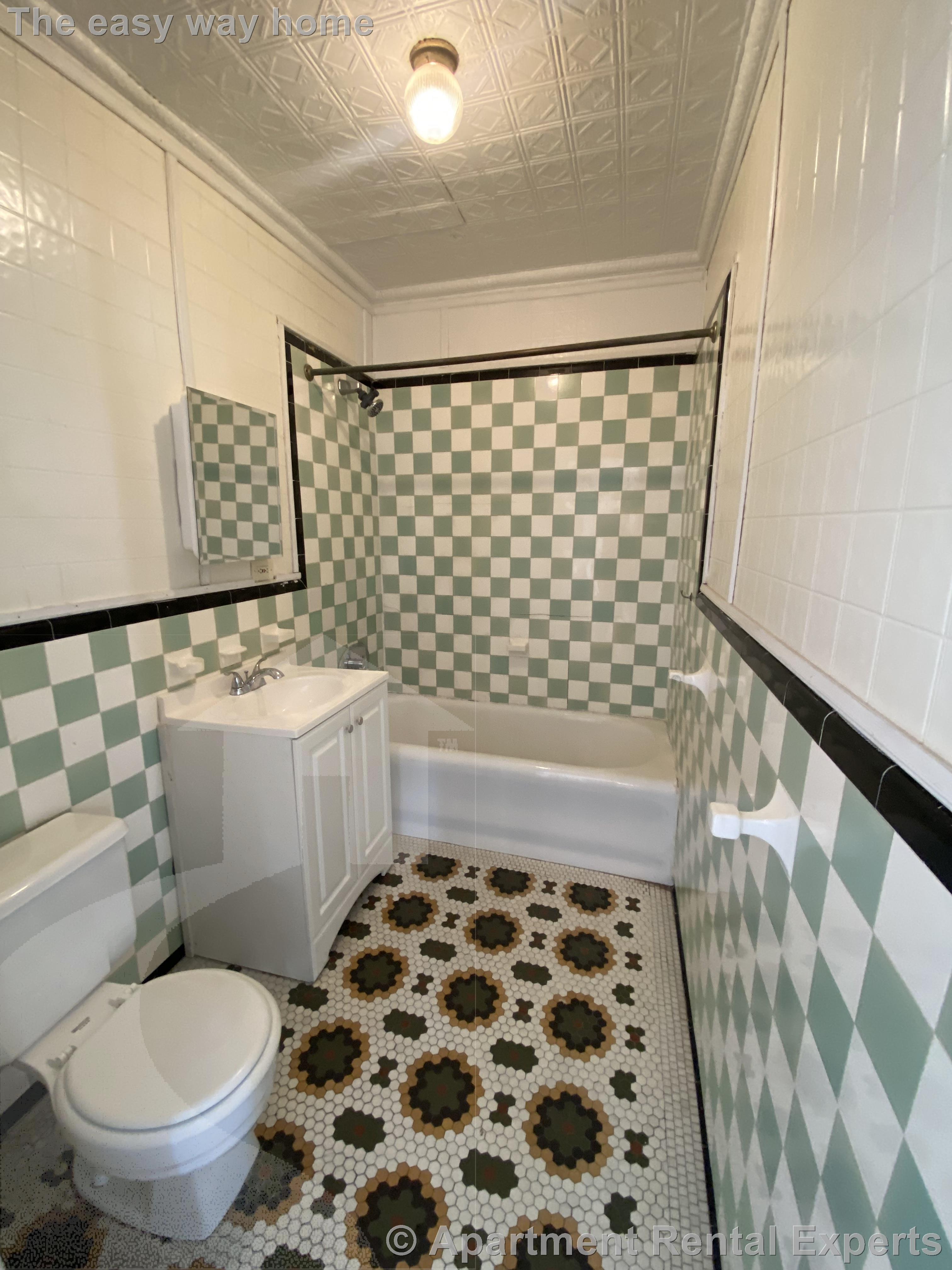 112 Thorndike St, East Cambridge