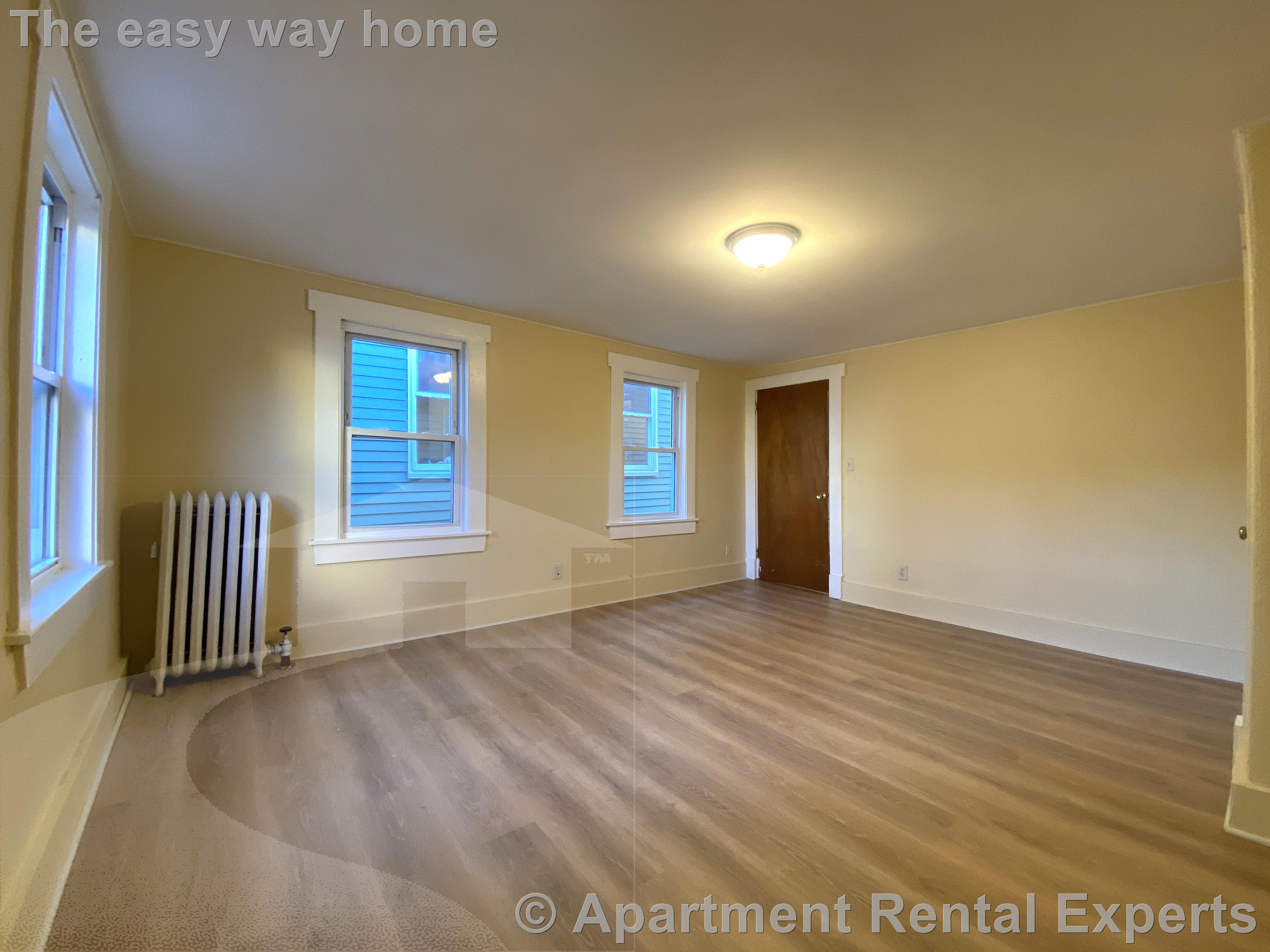 153 Hamilton St, Cambridgeport