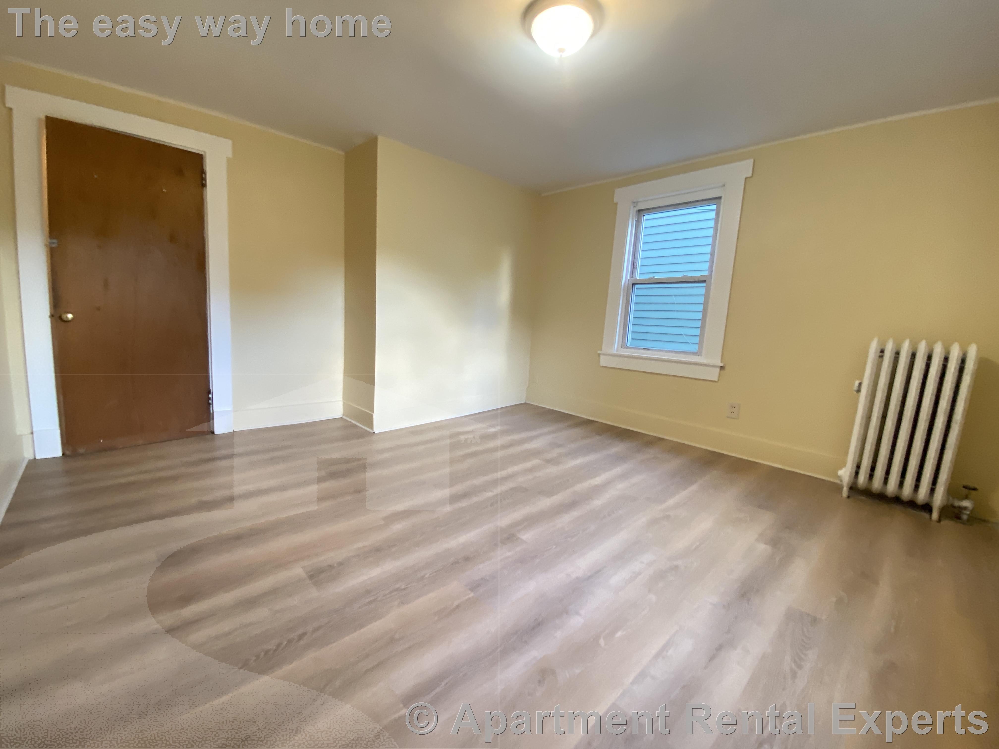 153 Hamilton St, Cambridgeport