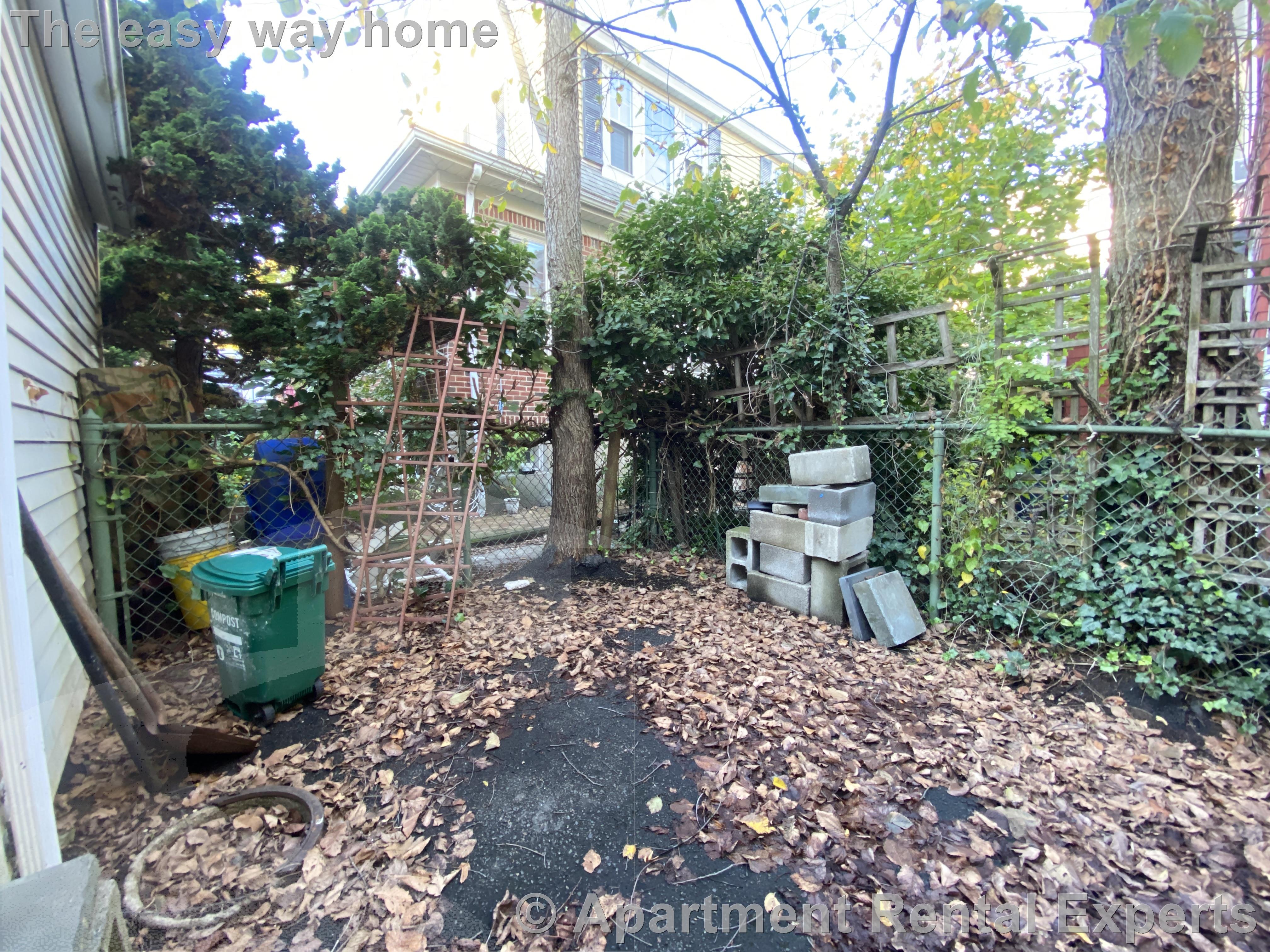 153 Hamilton St, Cambridgeport