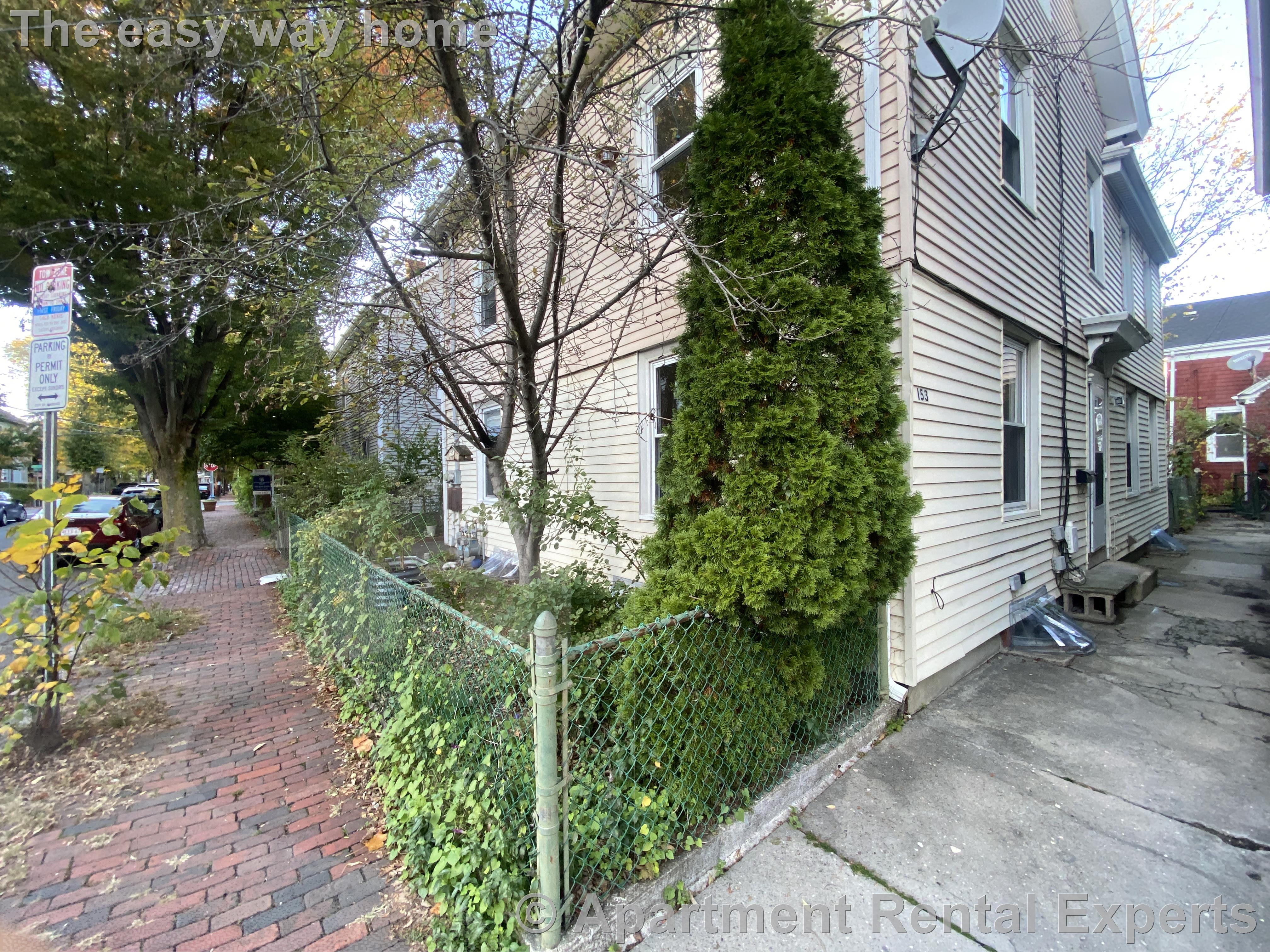 153 Hamilton St, Cambridgeport