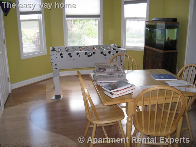 27R Albion St, Spring Hill