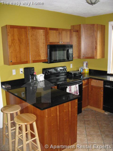 27R Albion St, Spring Hill