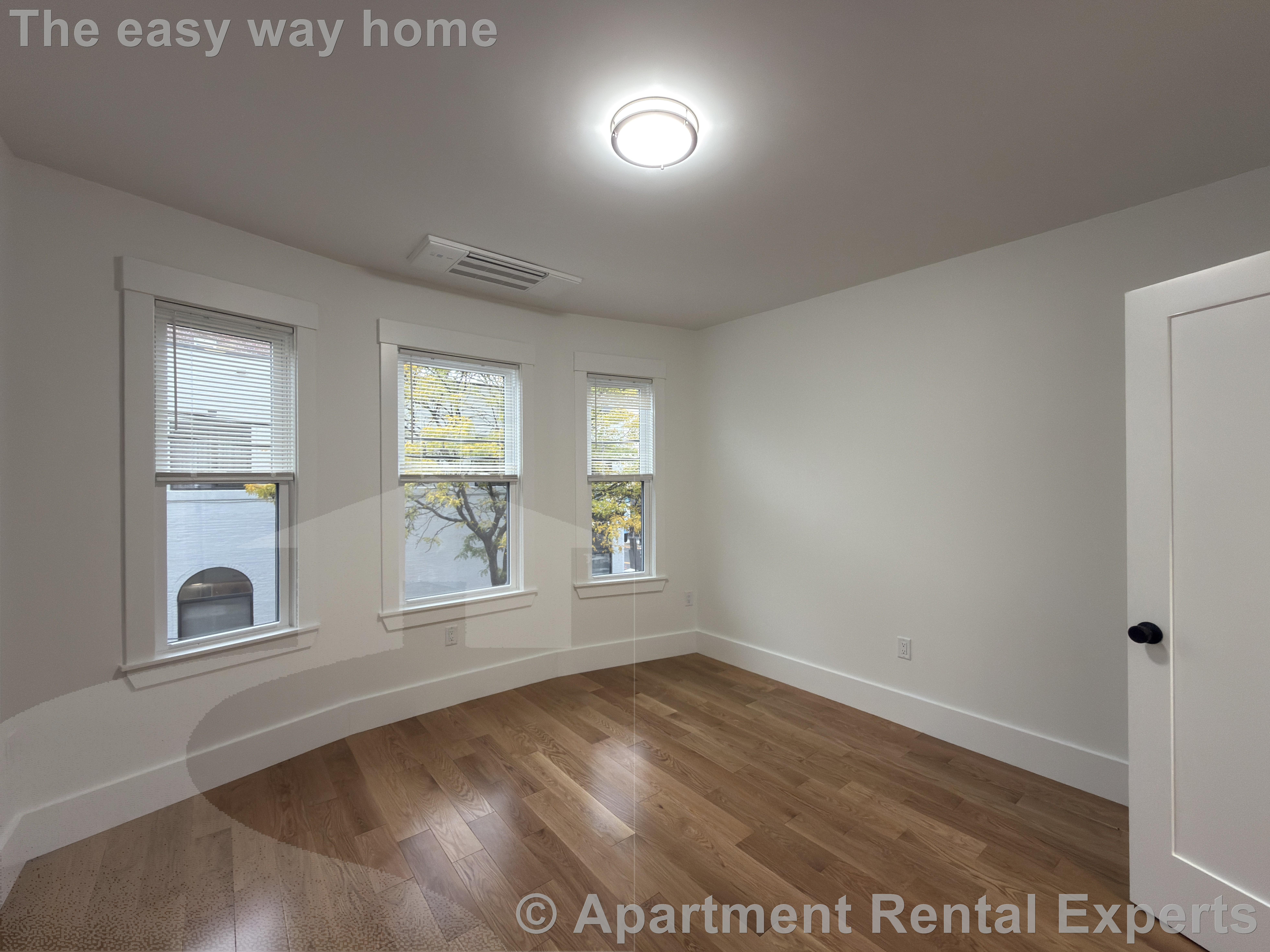 406 Columbia St, Central Square