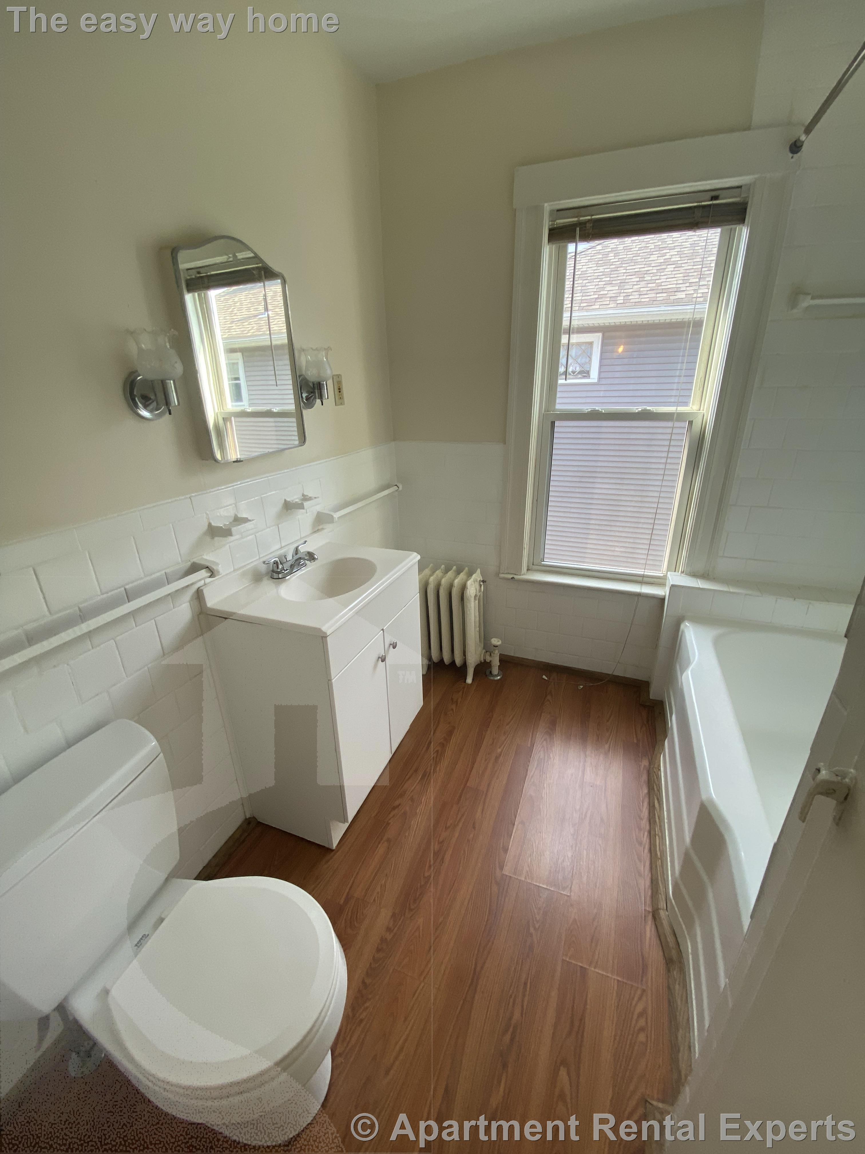 42 Wilson Ave, Waverly