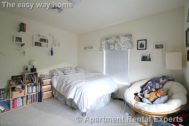 11 Kent Ct, Porter Square