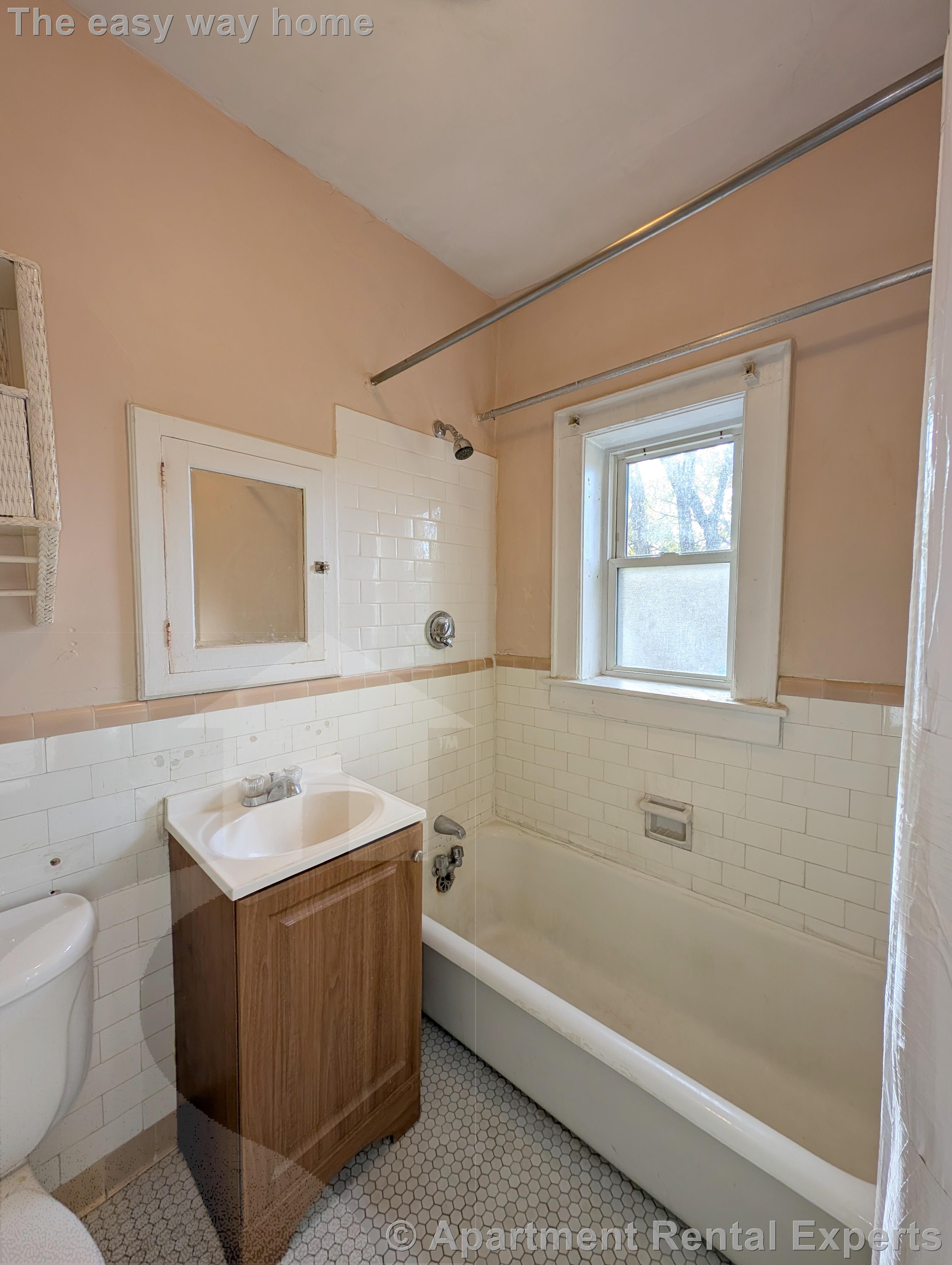 4 Cogswell Ave, Porter Square