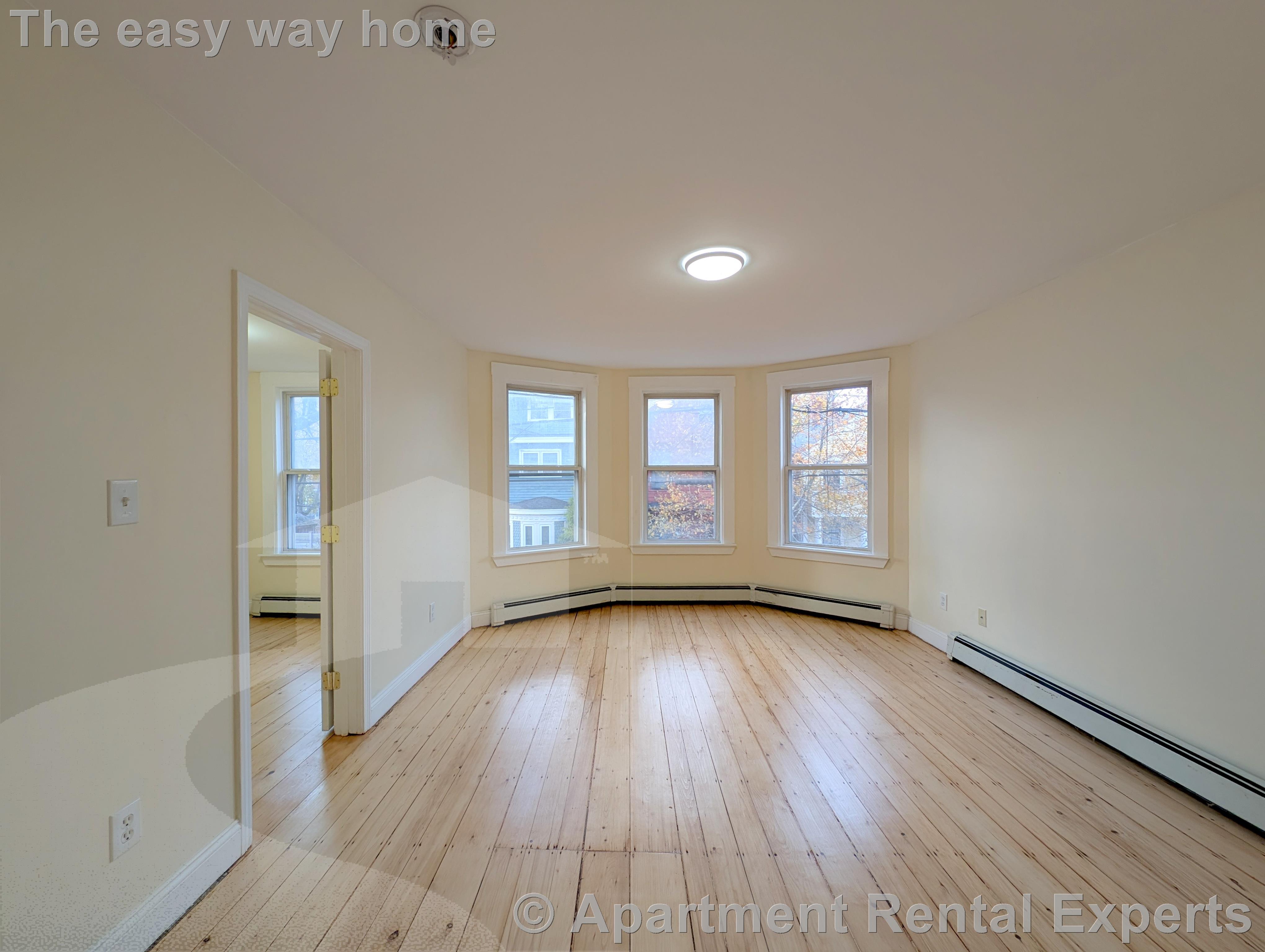 64 Pleasant St, Cambridgeport