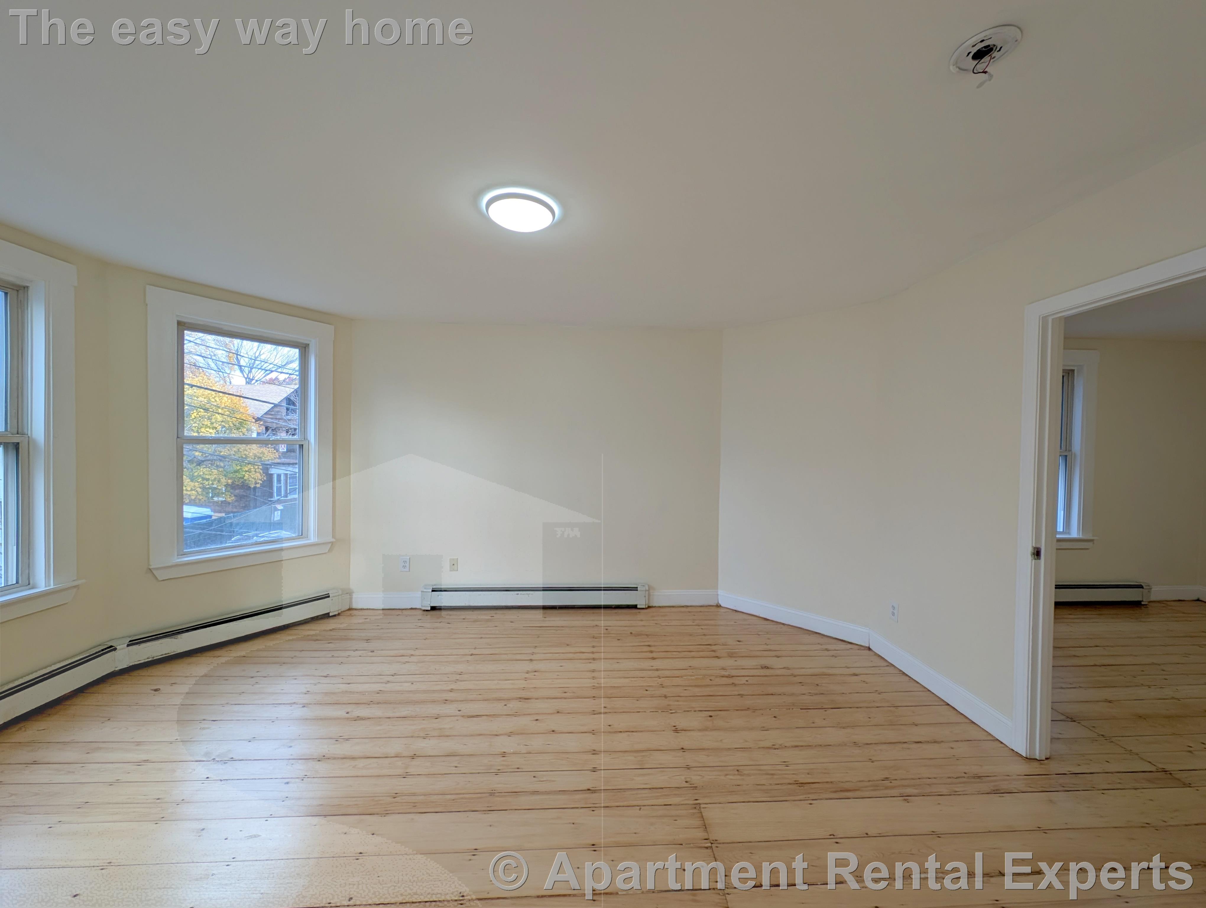 64 Pleasant St, Cambridgeport