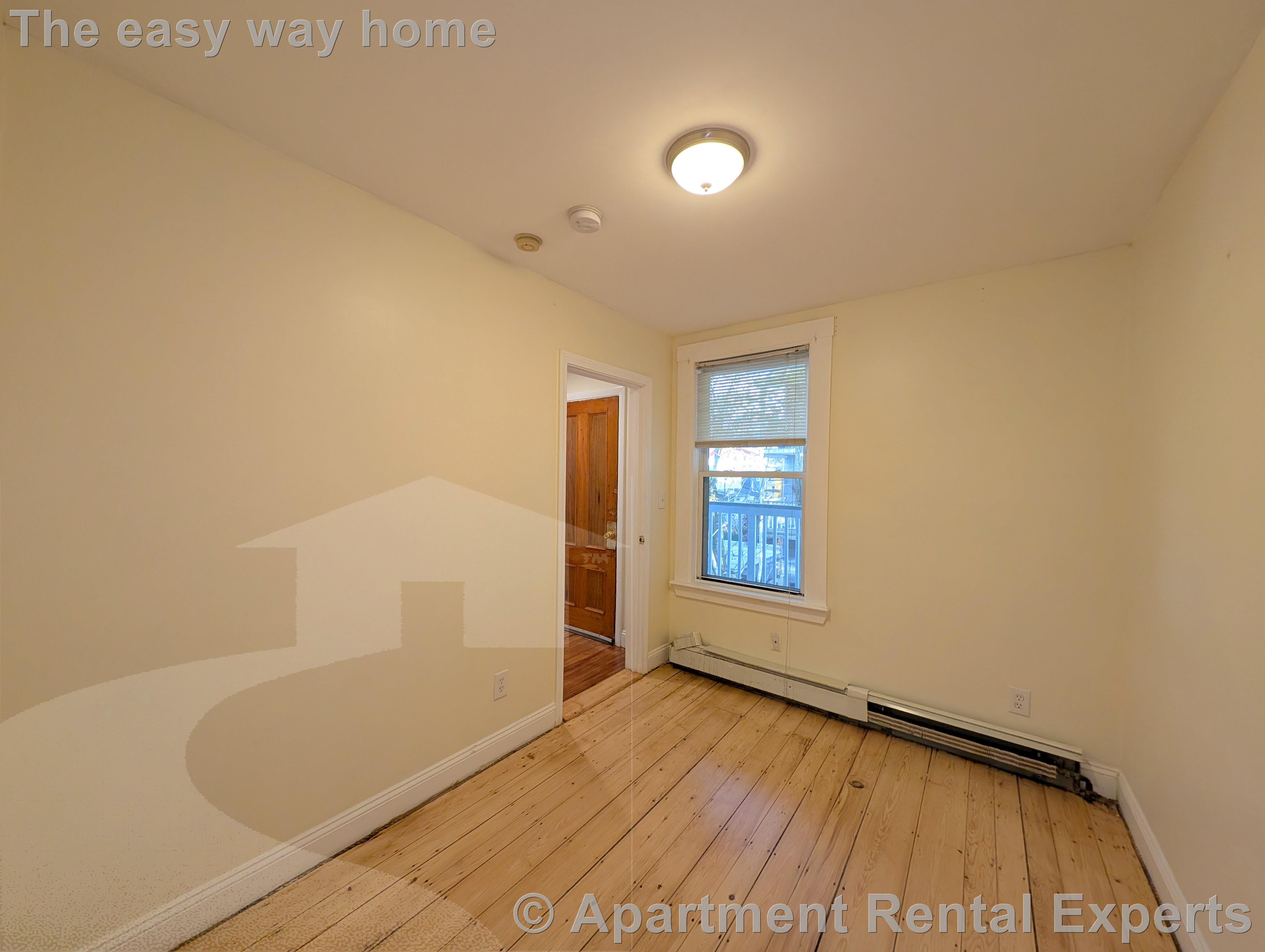 64 Pleasant St, Cambridgeport