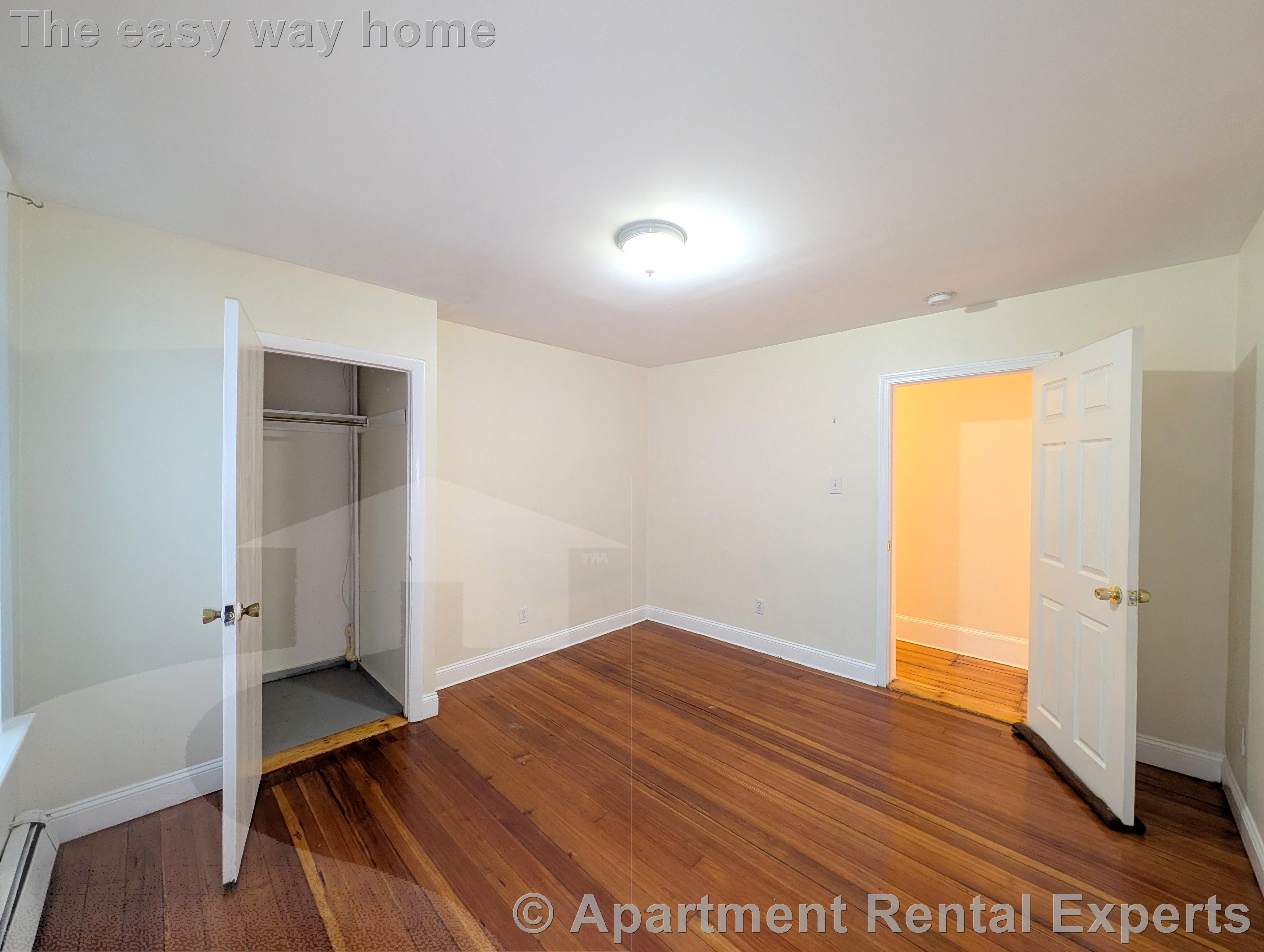 64 Pleasant St, Cambridgeport
