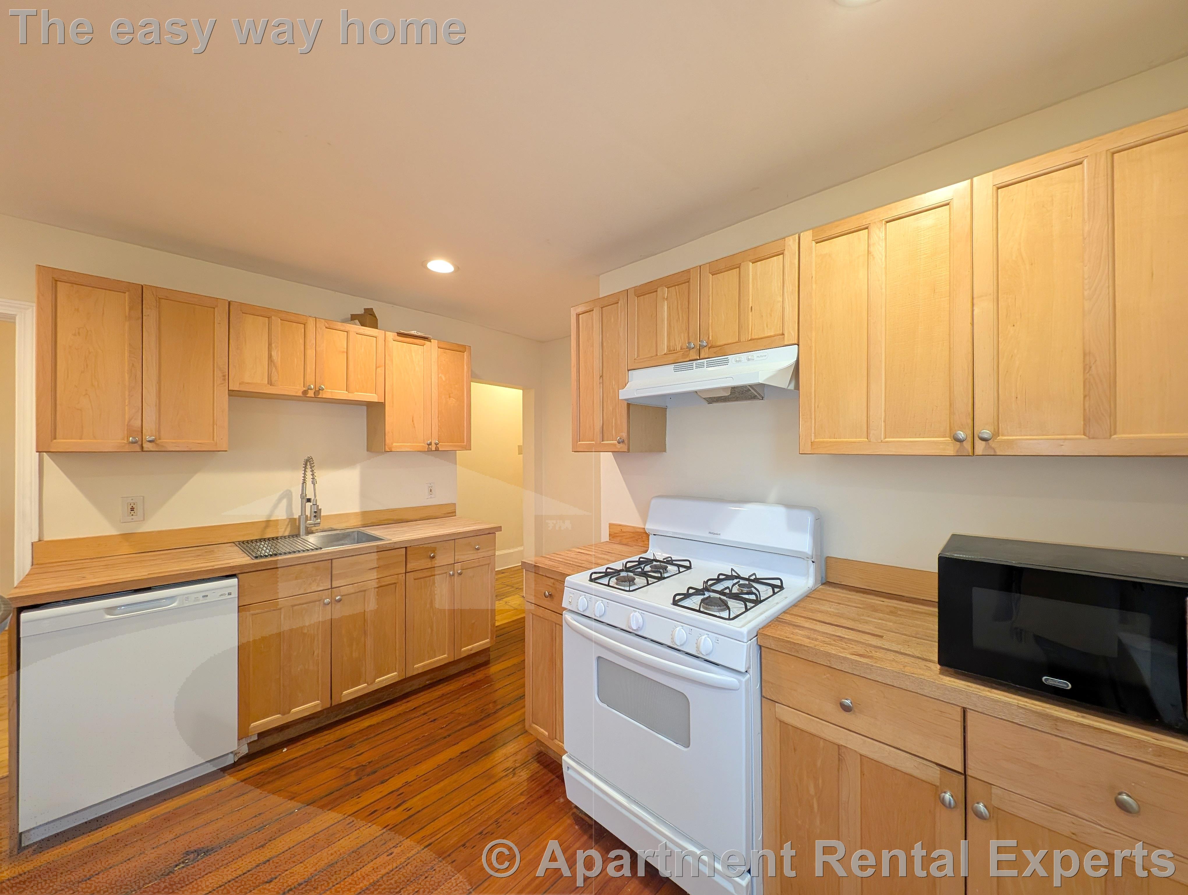 64 Pleasant St, Cambridgeport