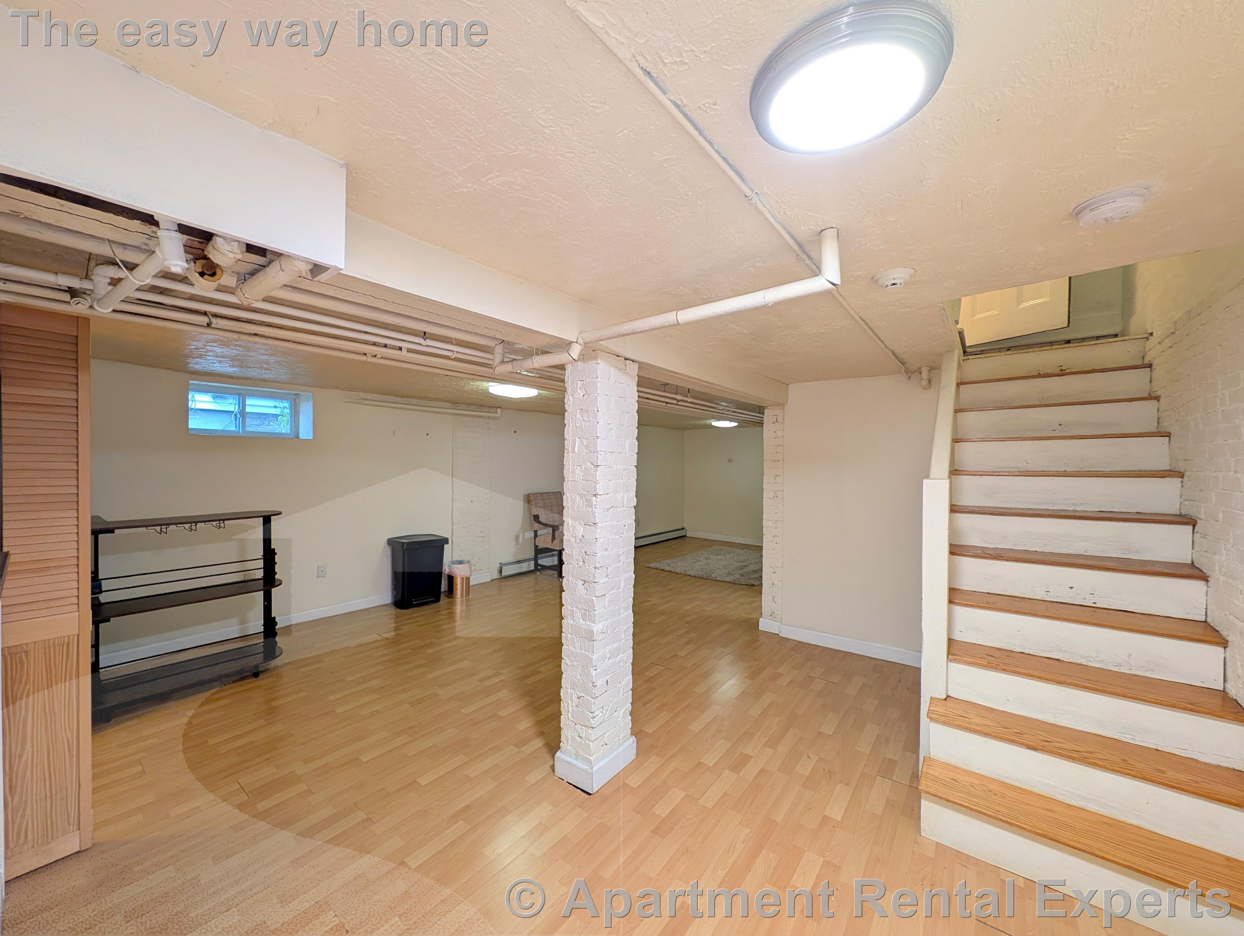 64 Pleasant St, Cambridgeport