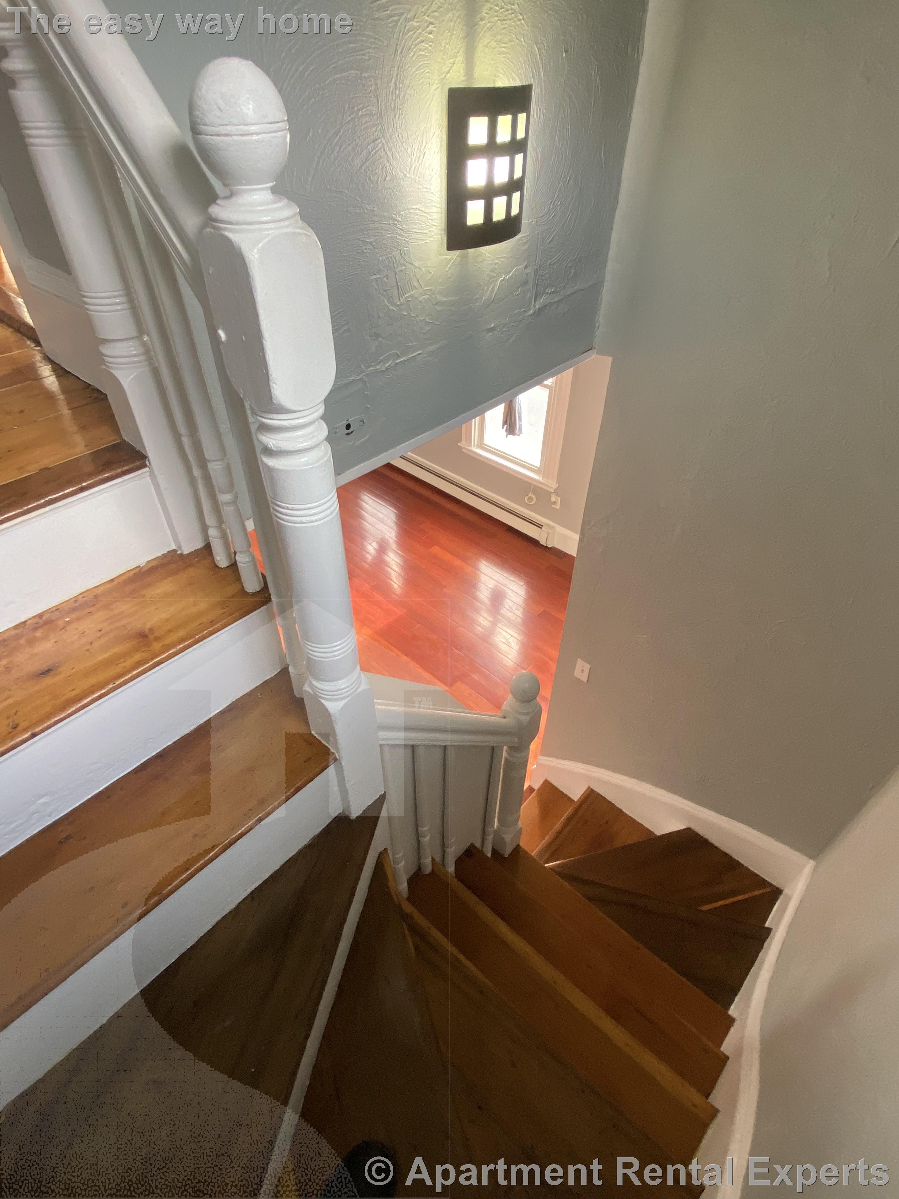 67 Flint St, East Somerville