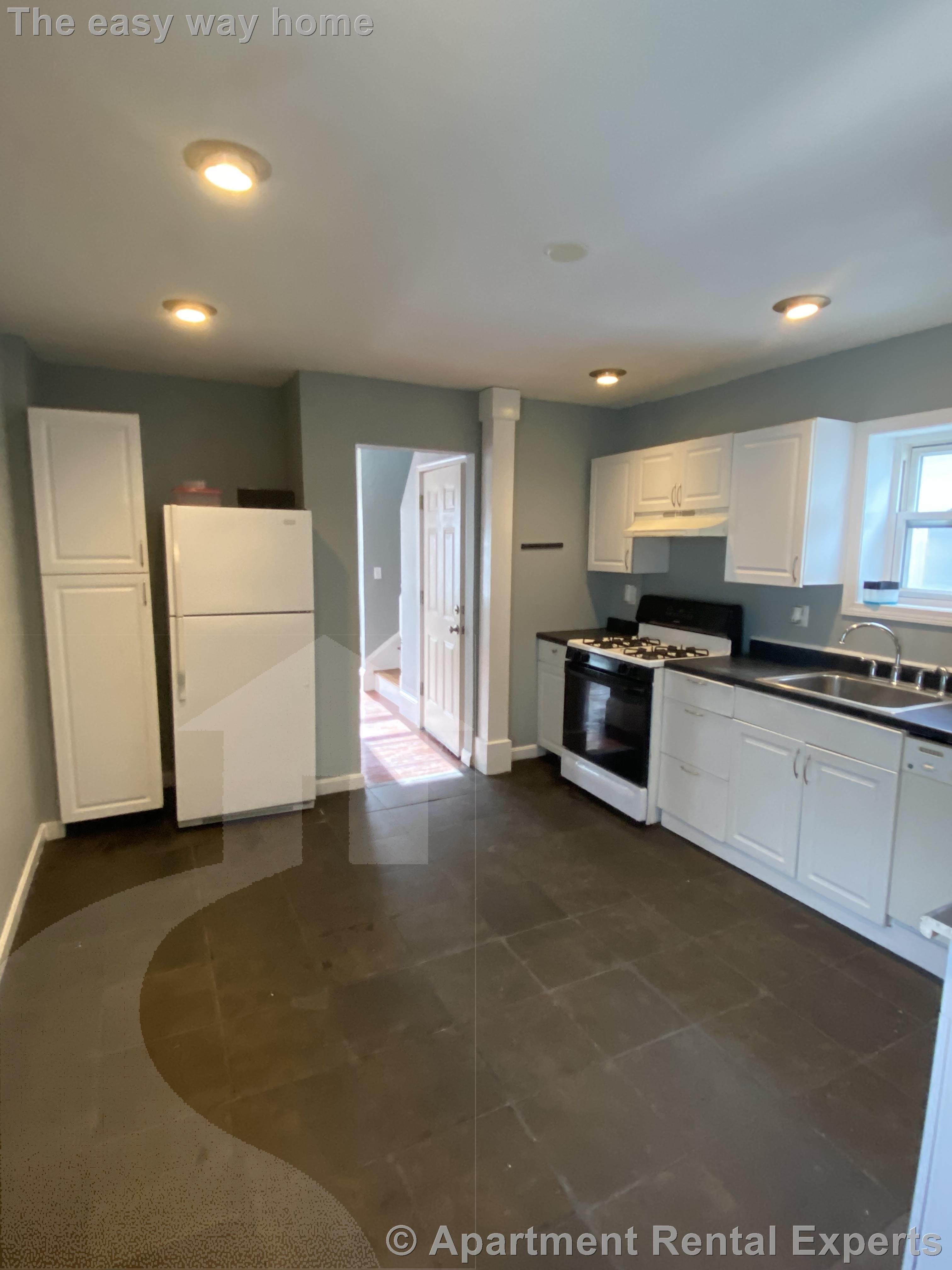 67 Flint St, East Somerville