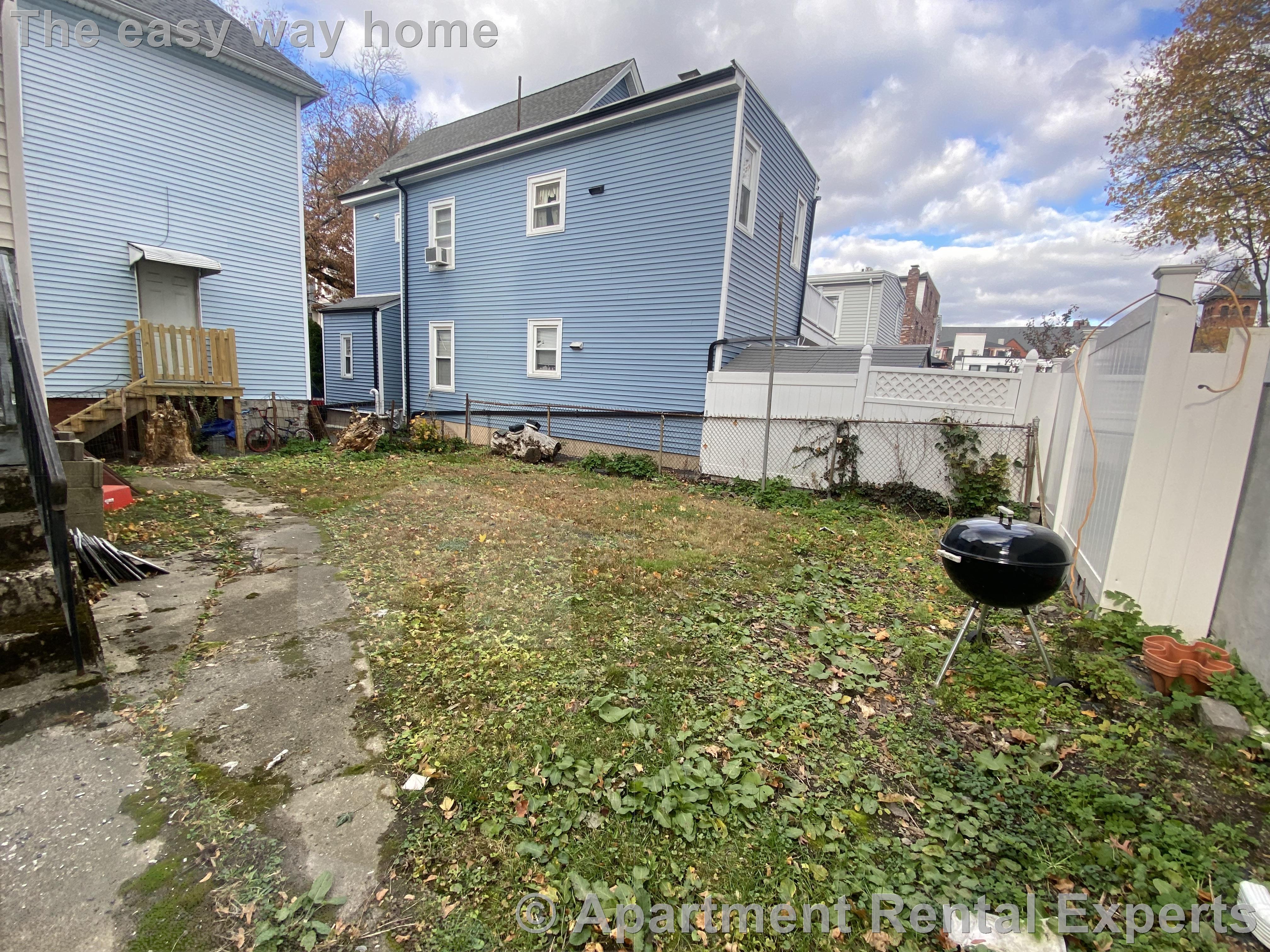 67 Flint St, East Somerville