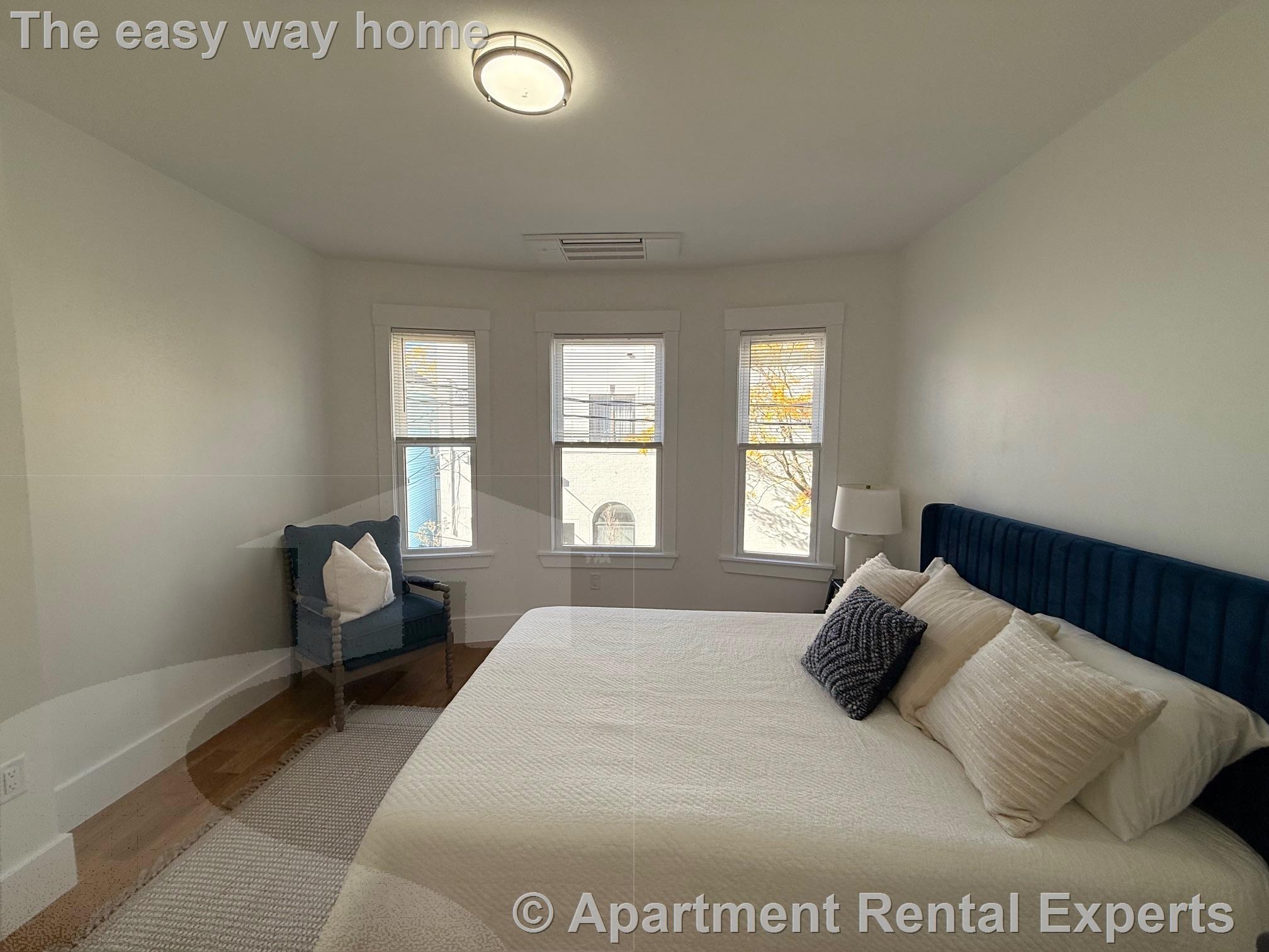 406 Columbia St, Central Square