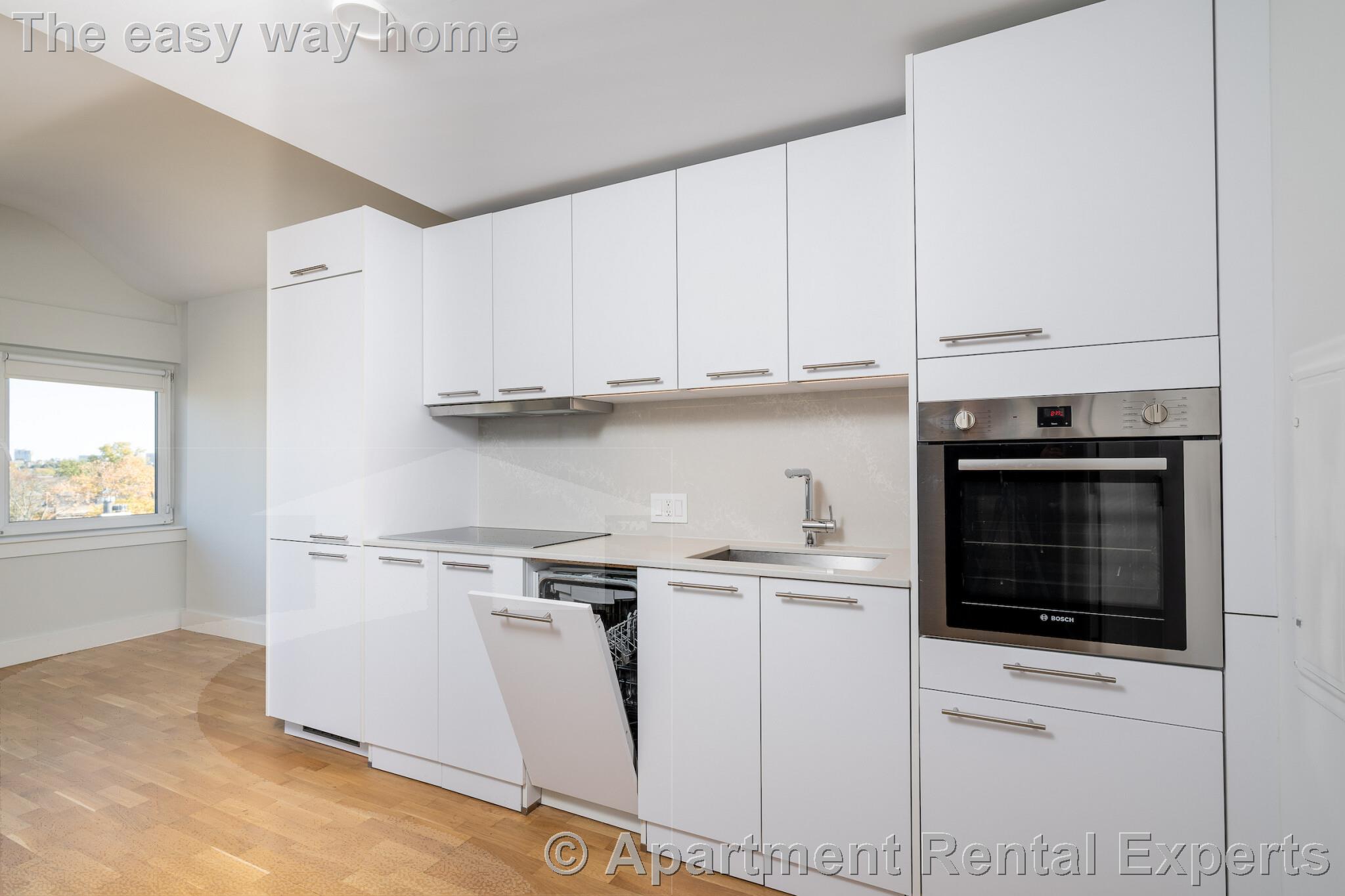 334 Harvard St, Harvard Square